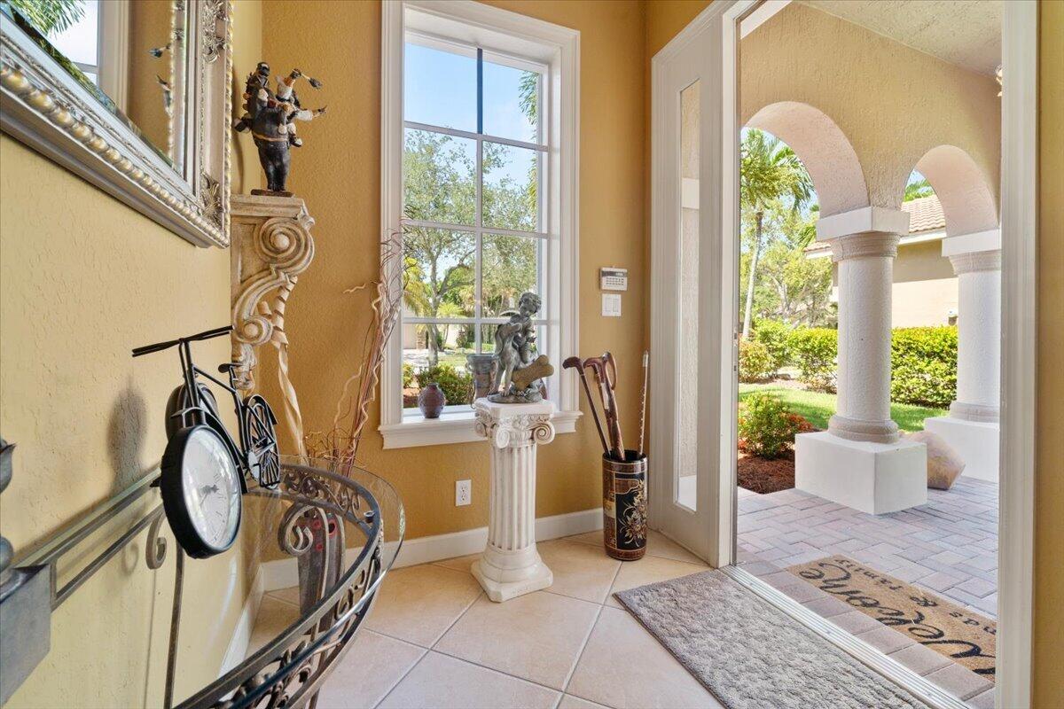 12390 NW 78TH Manor