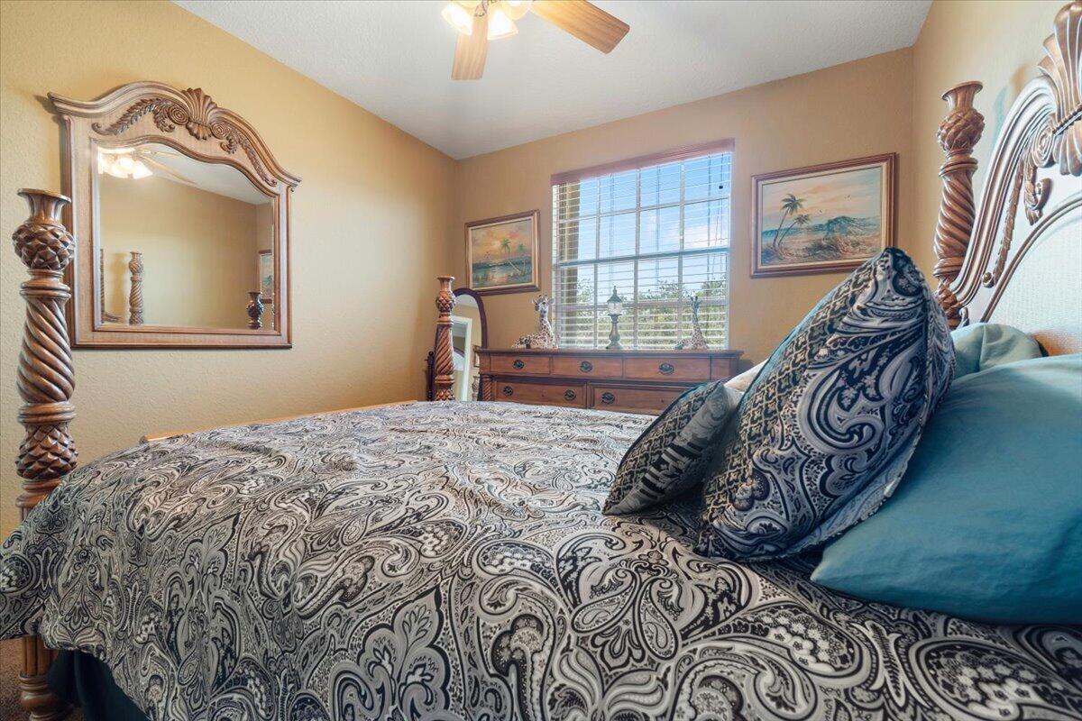 12390 NW 78TH Manor