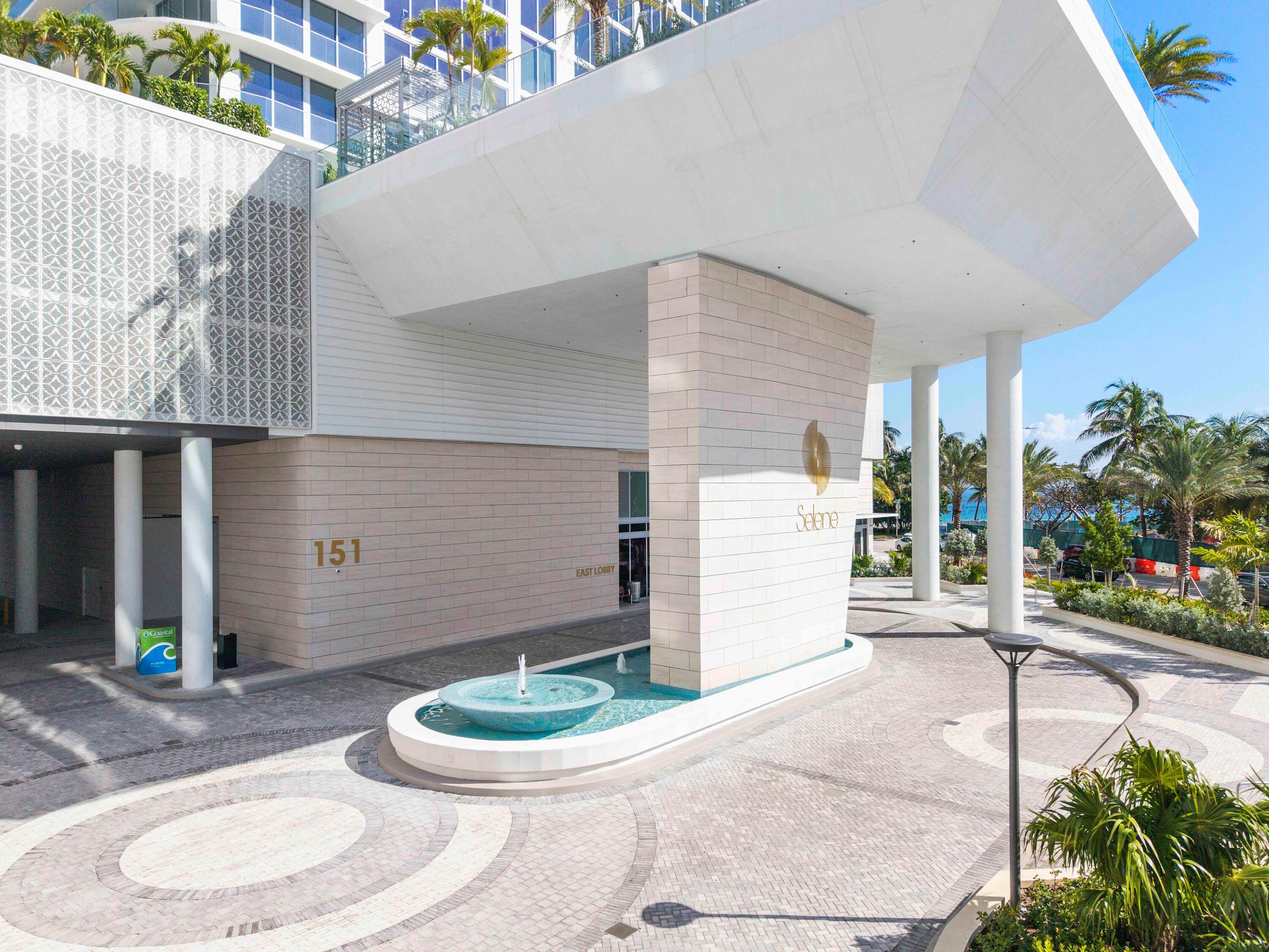 153 N Seabreeze Boulevard 1604