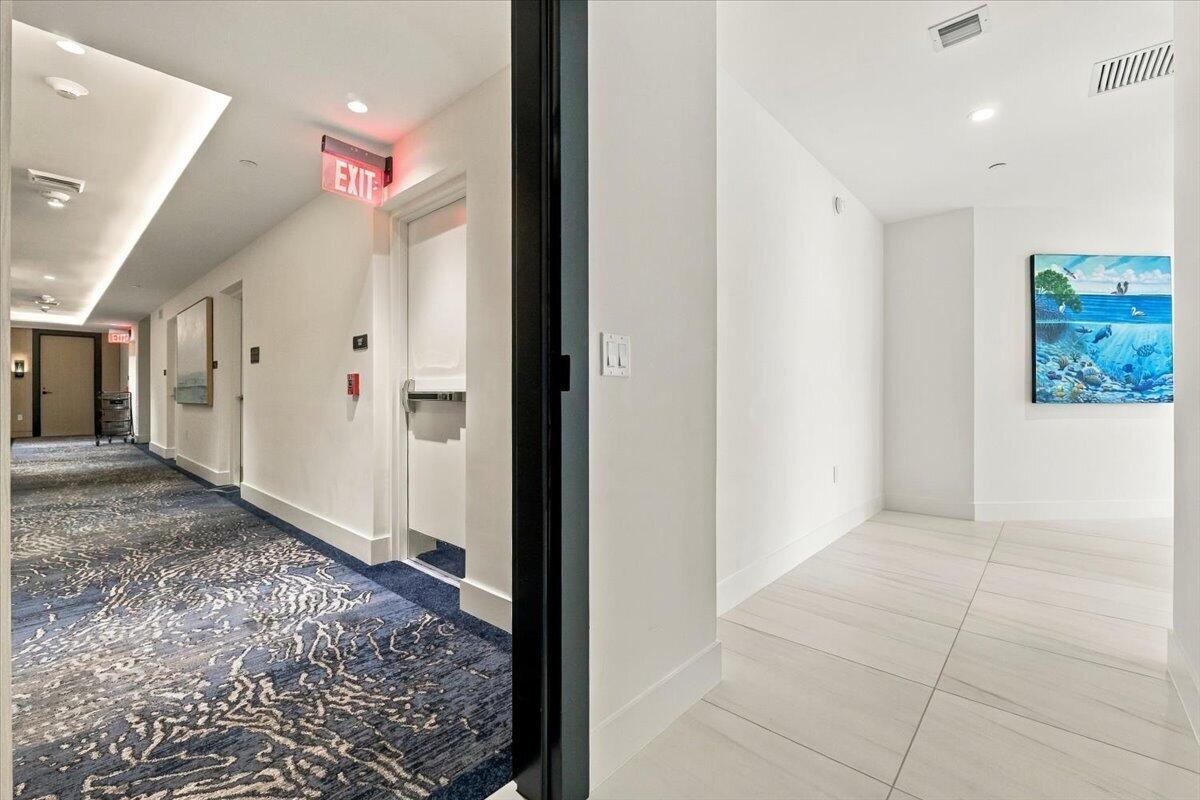153 N Seabreeze Boulevard 1604