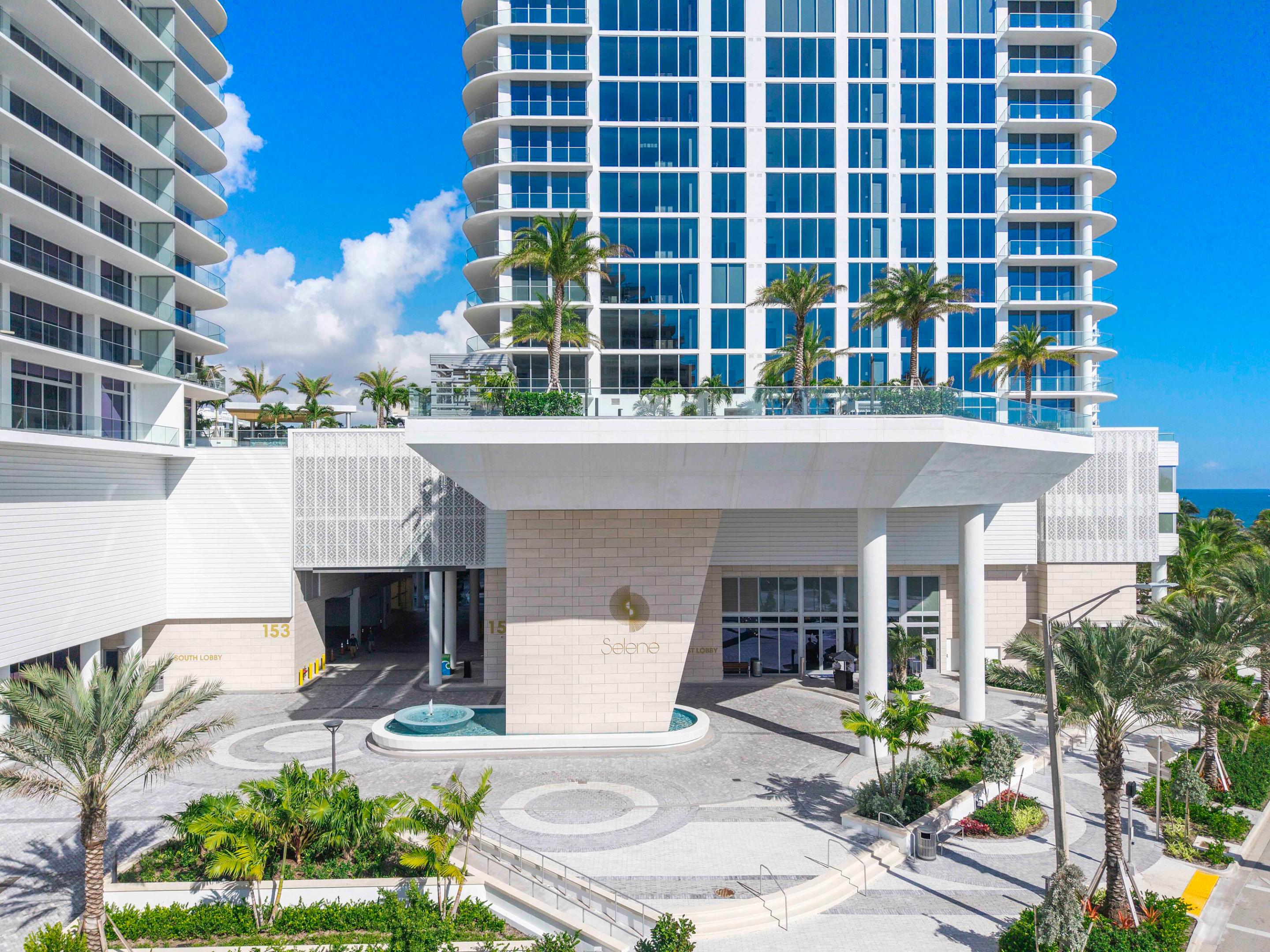 153 N Seabreeze Boulevard 1604