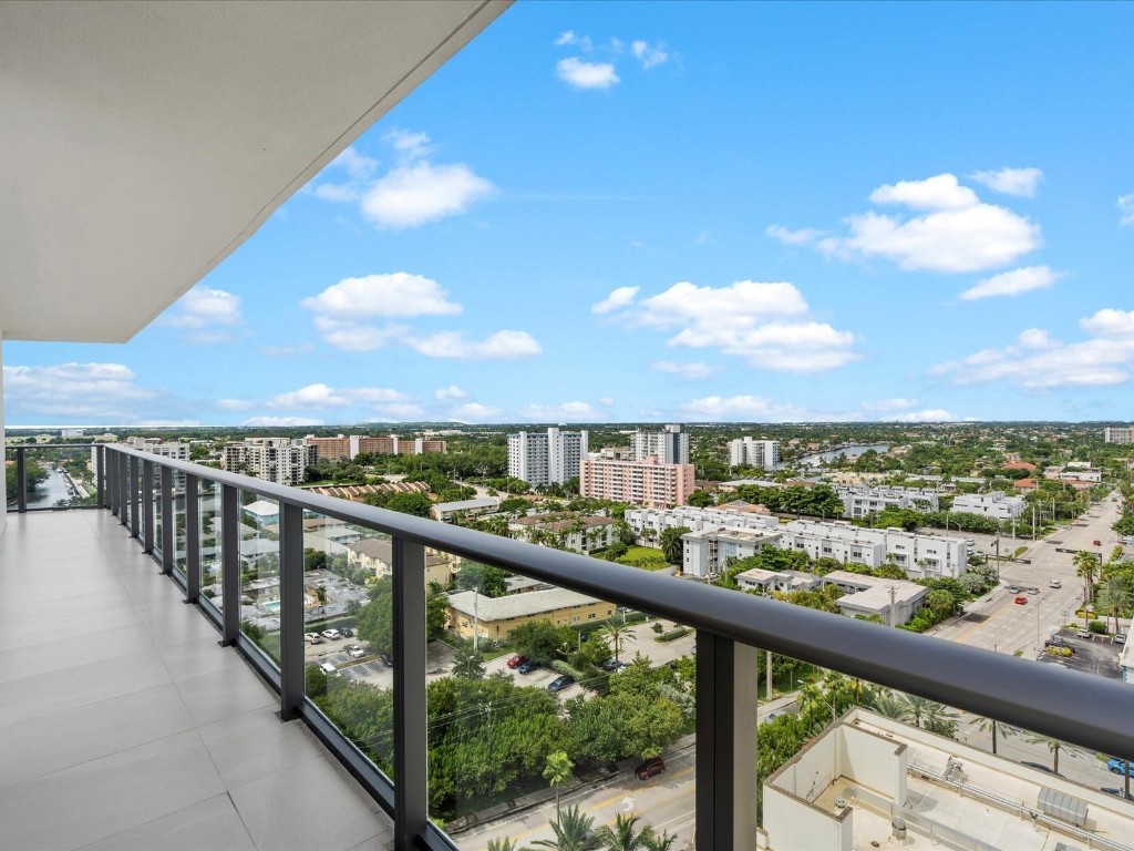 1116 N Ocean Blvd Unit: 1606