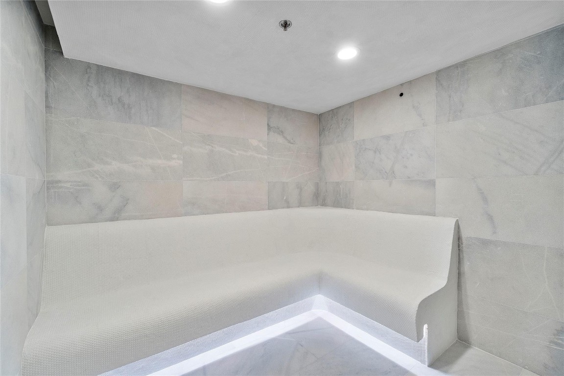 1116 N Ocean Blvd Unit: 1606