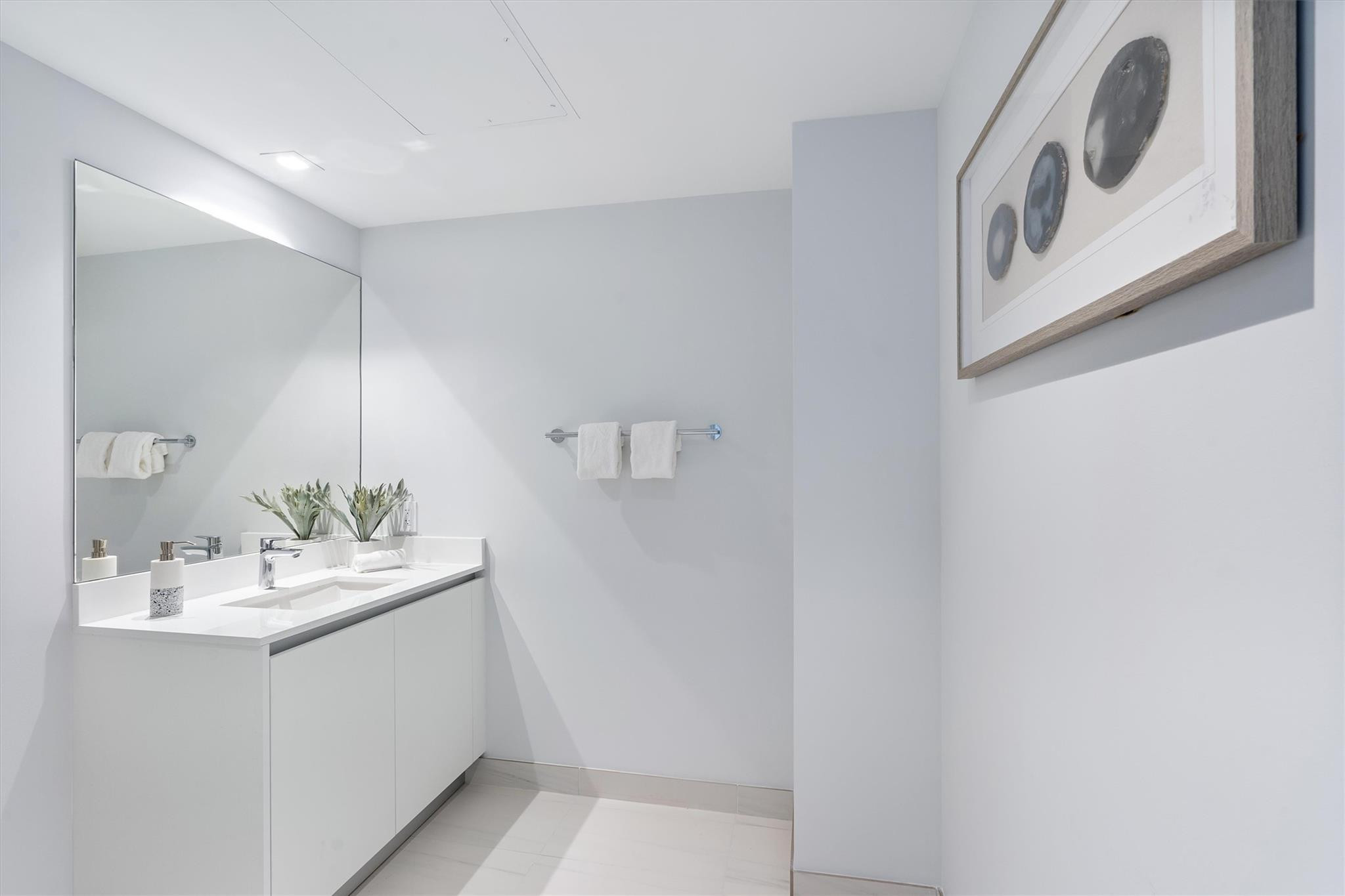 1116 N Ocean Blvd Unit: 1606