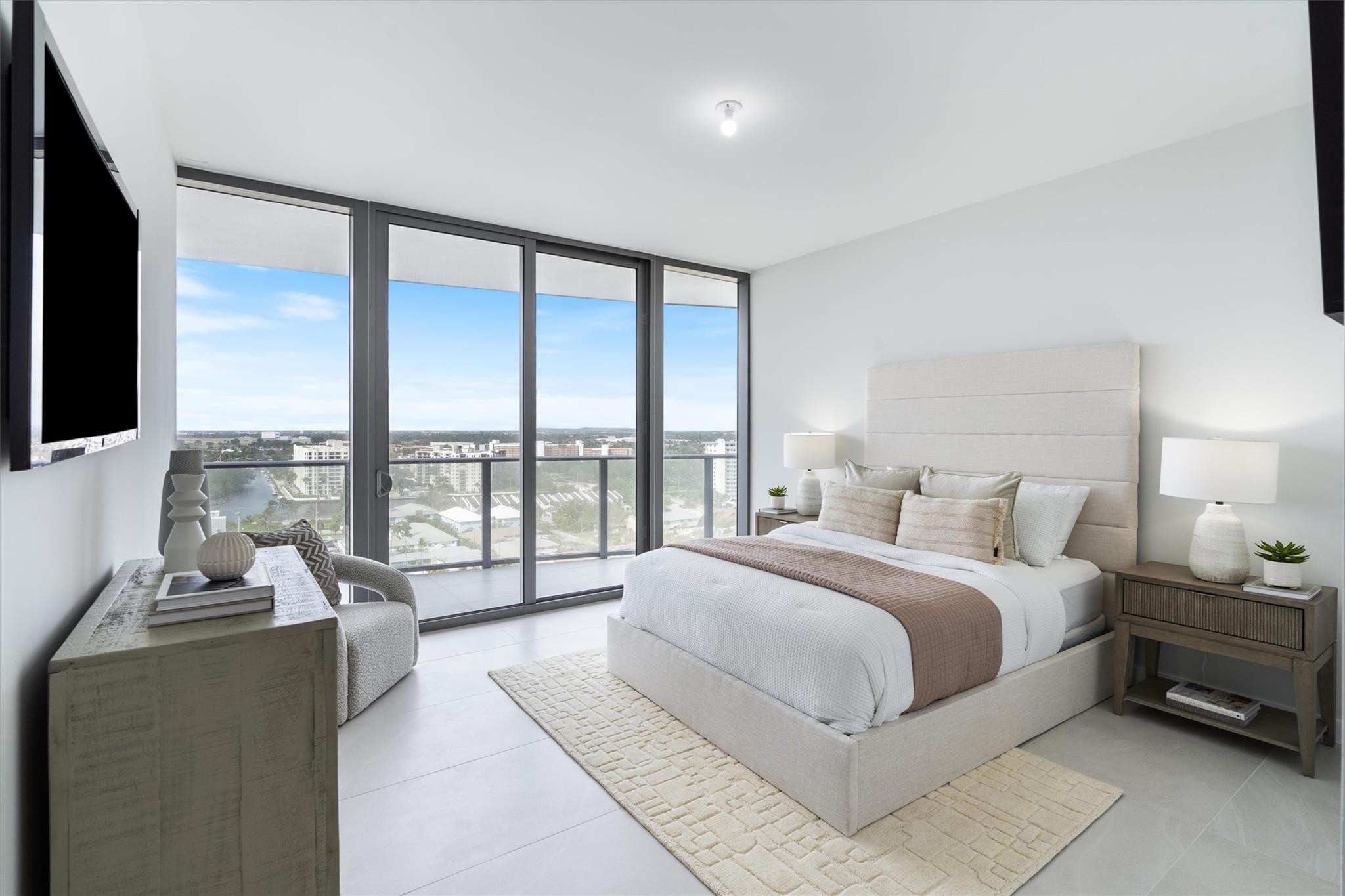 1116 N Ocean Blvd Unit: 1606