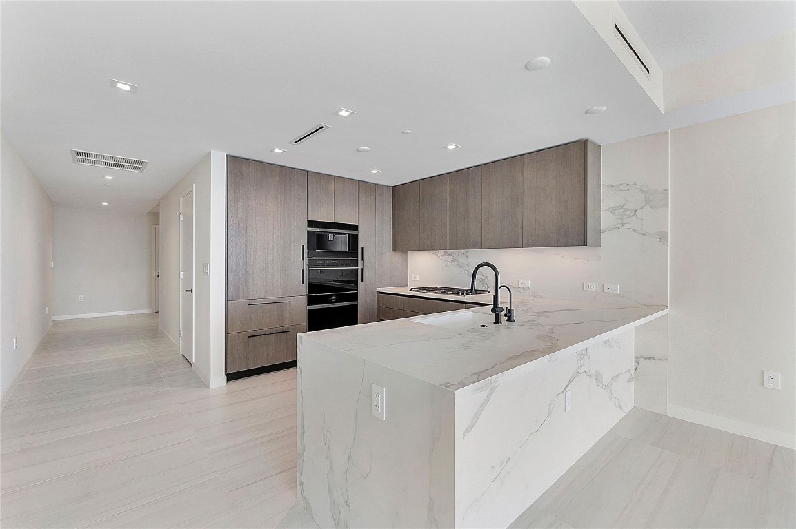 1116 N Ocean Blvd Unit: 504