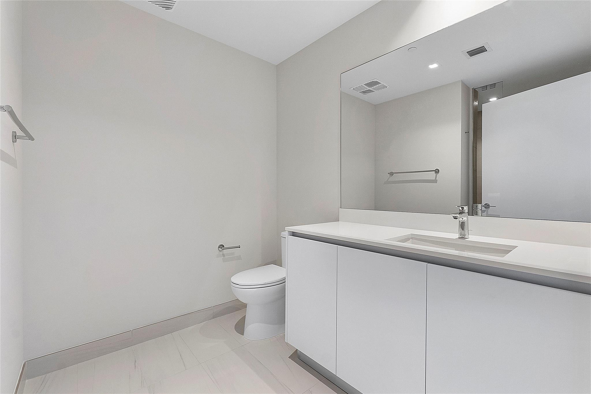 1116 N Ocean Blvd Unit: 504