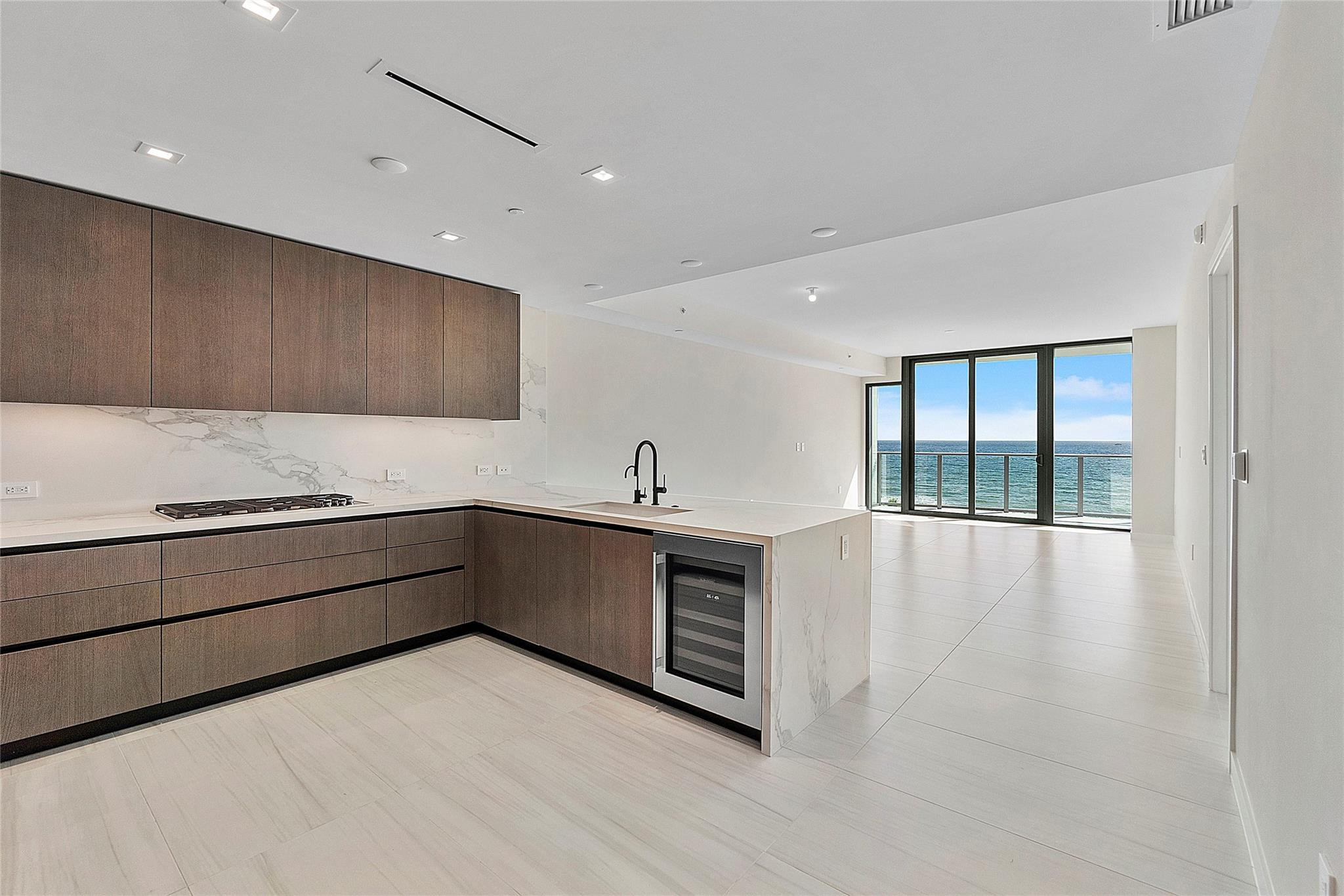 1116 N Ocean Blvd Unit: 504