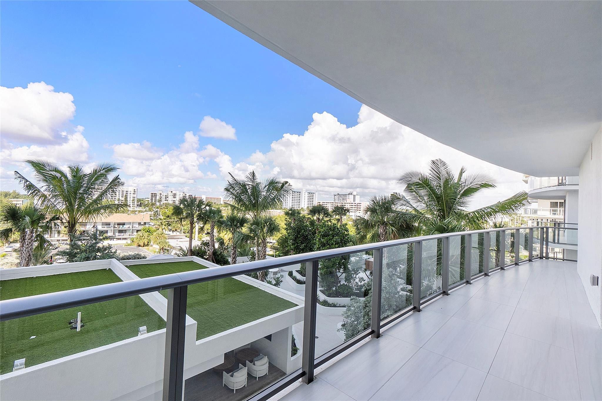 1116 N Ocean Blvd Unit: 504