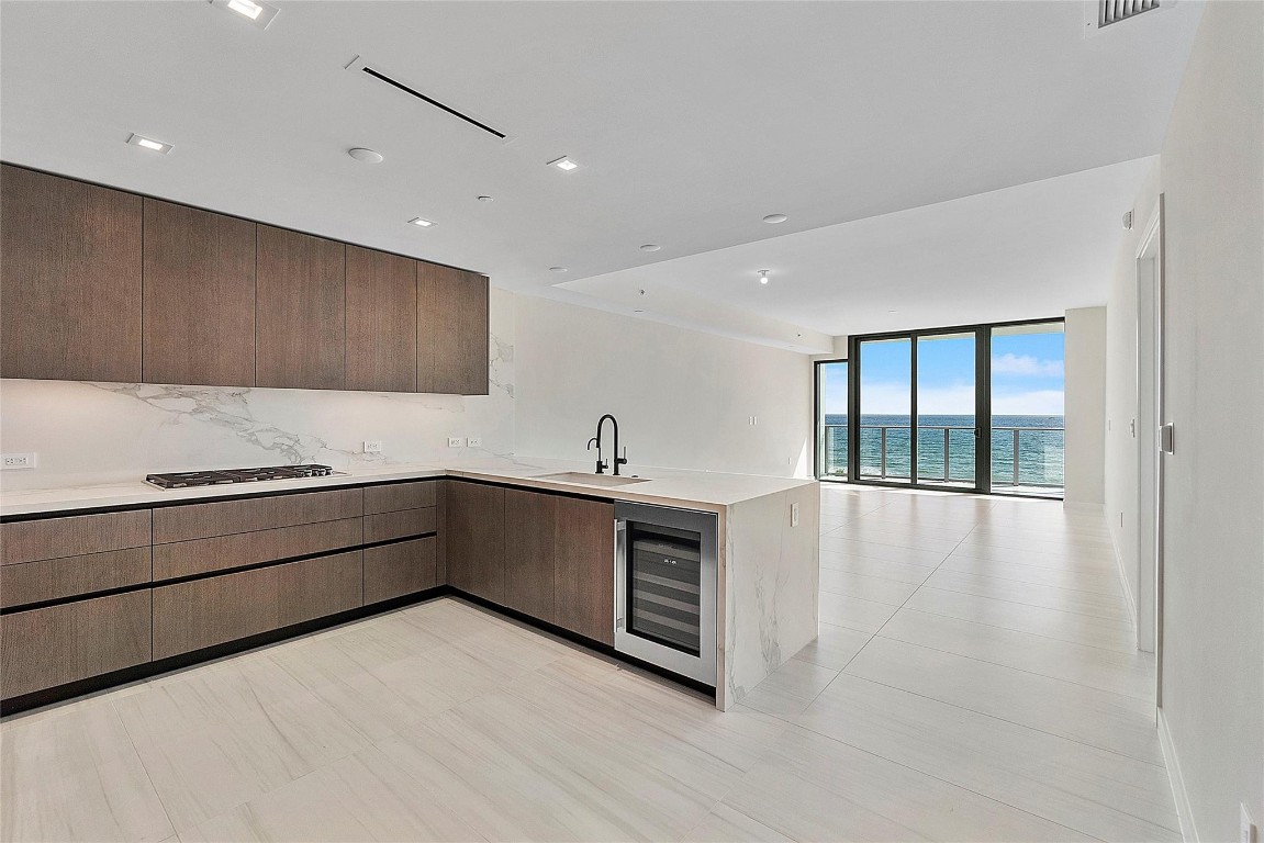 1116 N Ocean Blvd Unit: 504