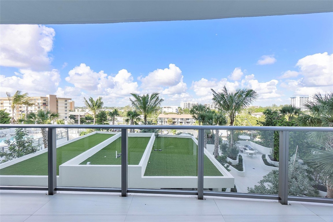 1116 N Ocean Blvd Unit: 504