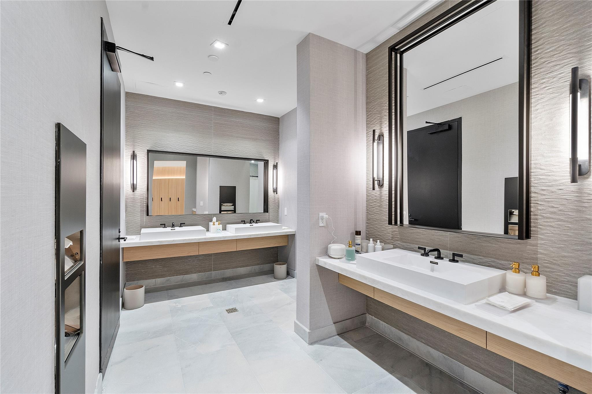 1116 N Ocean Blvd Unit: 805