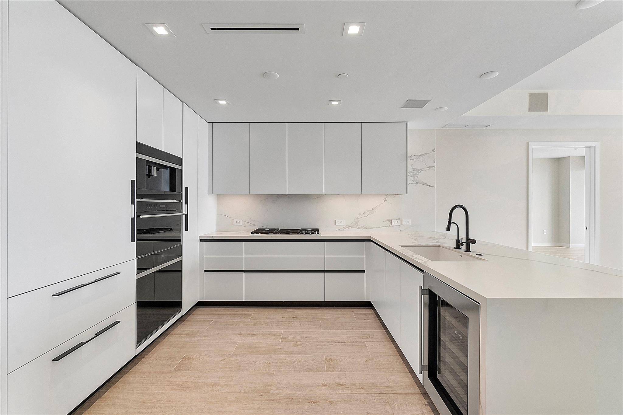 1116 N Ocean Blvd Unit: 805