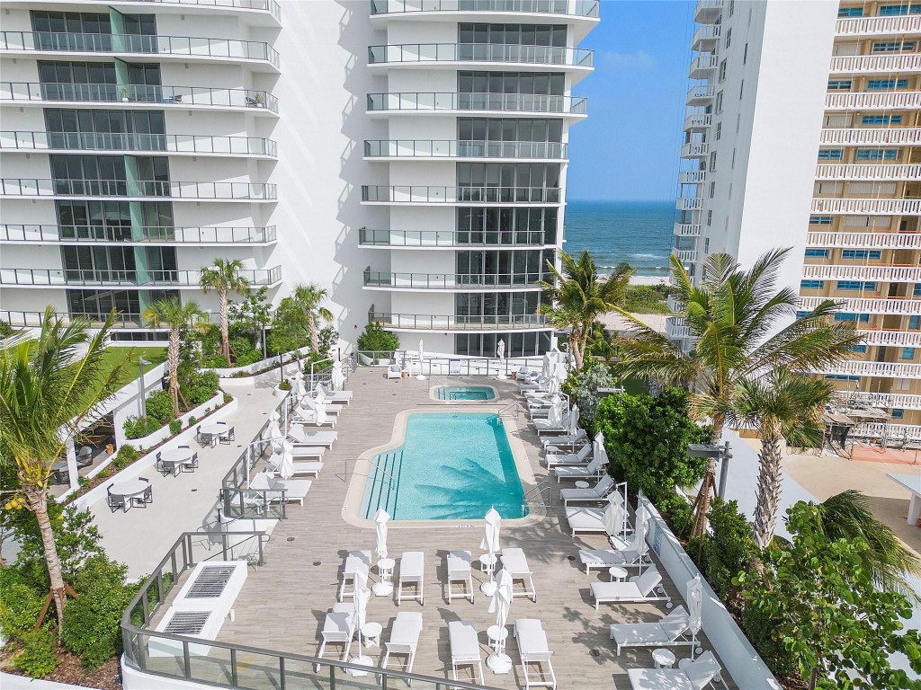 1116 N Ocean Blvd Unit: 805