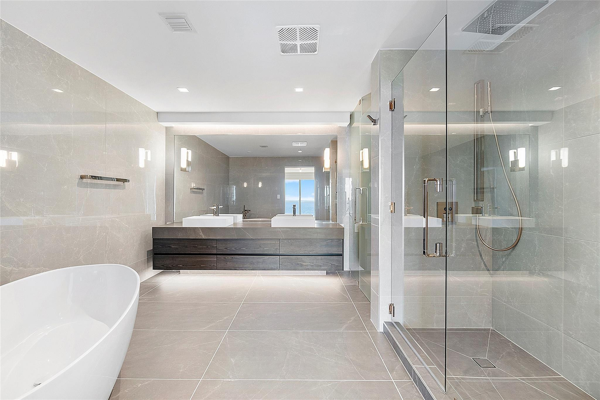 1116 N Ocean Blvd Unit: 805