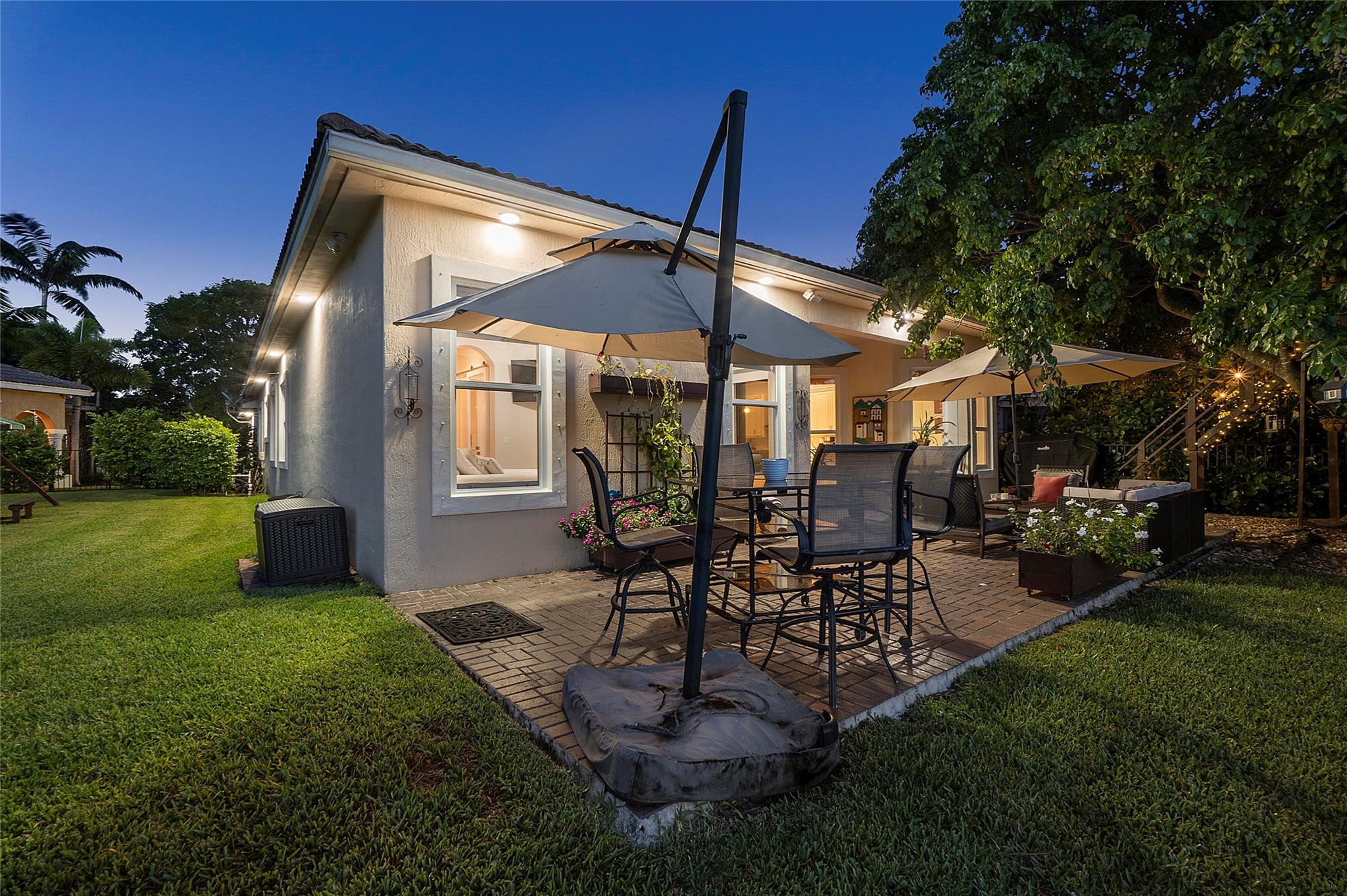 7887 NW 121st Way