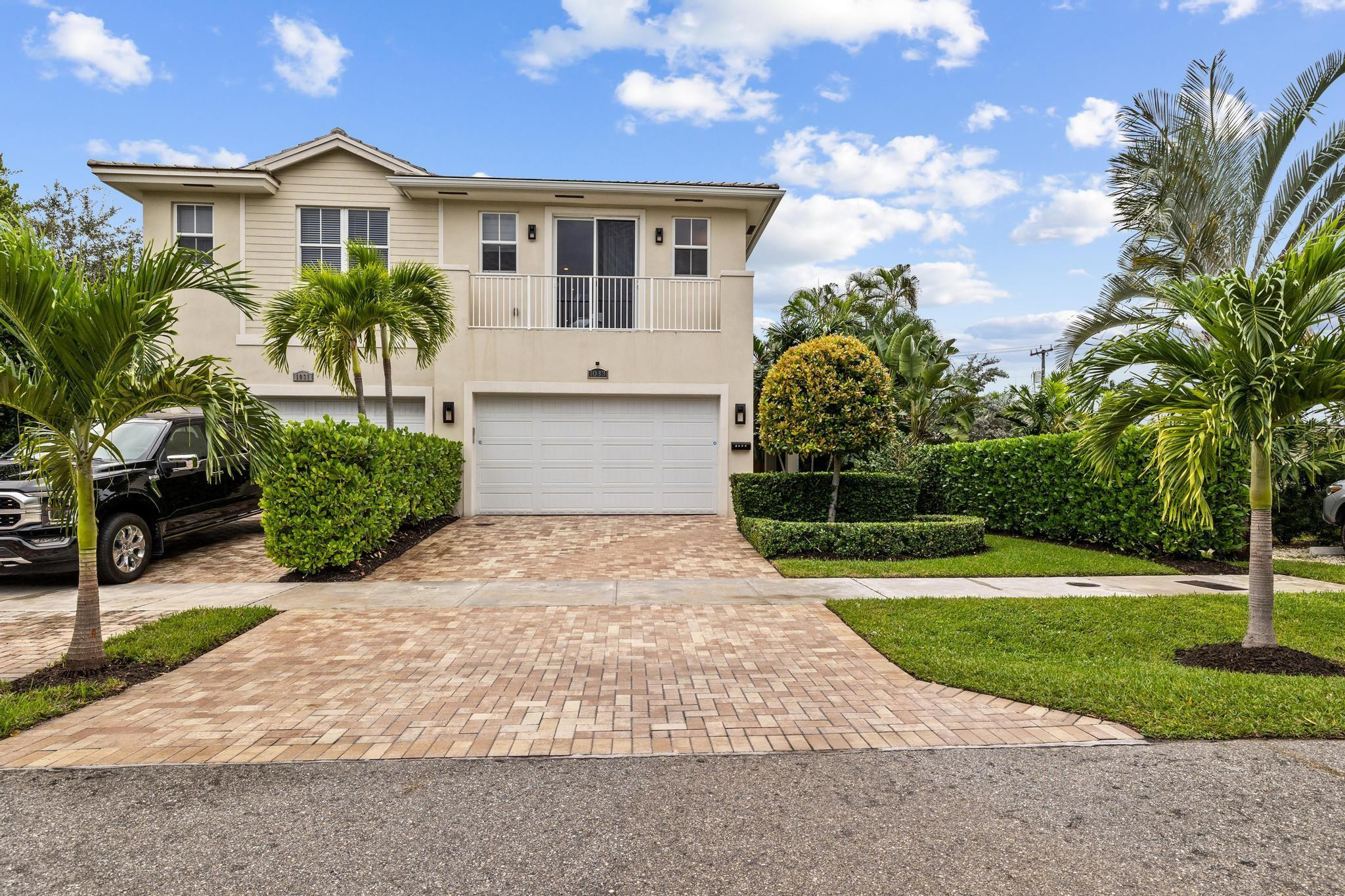 1033 NE 13th Ave 1033