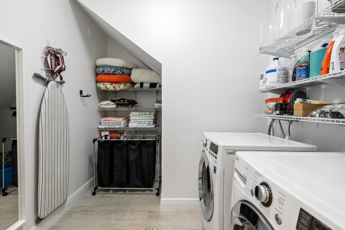 1033 NE 13th Ave 1033