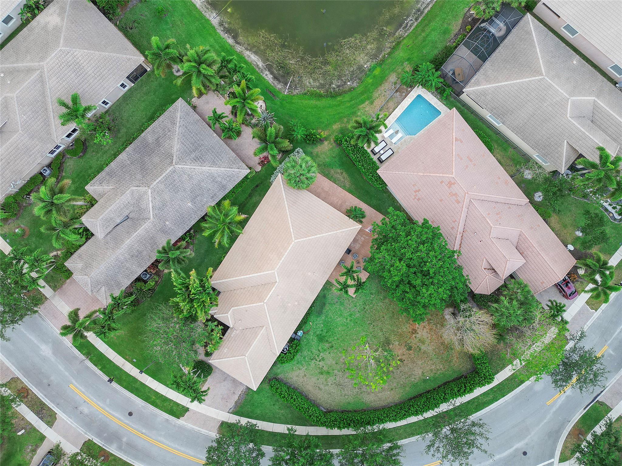 12199 NW 77th Mnr