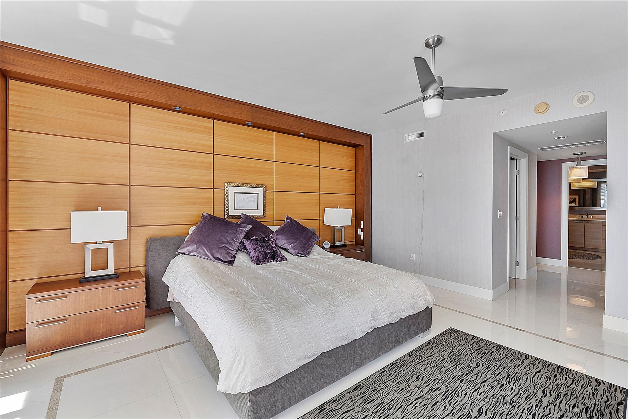 1 N Ocean Blvd 1407