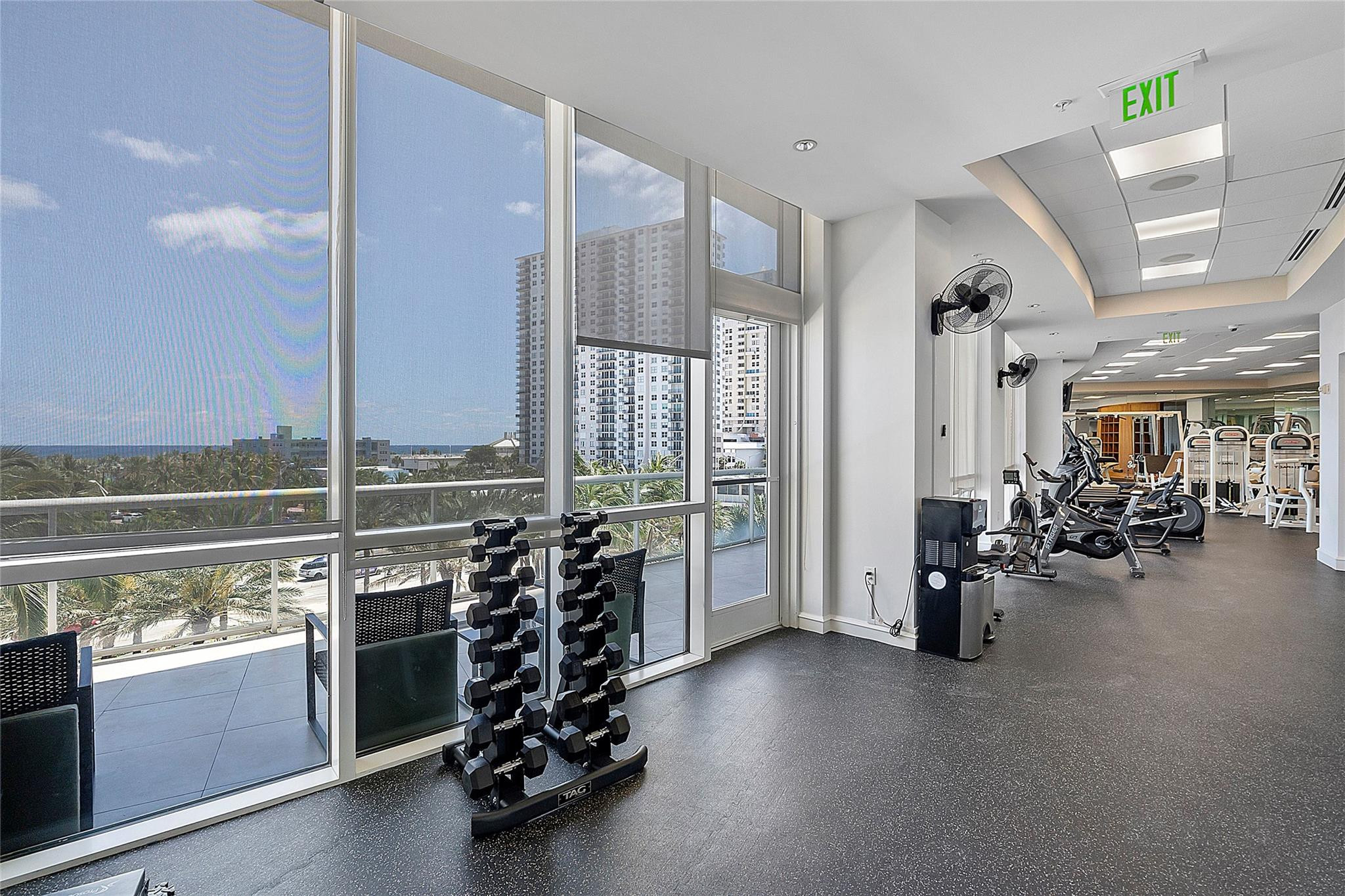 1 N Ocean Blvd 1407