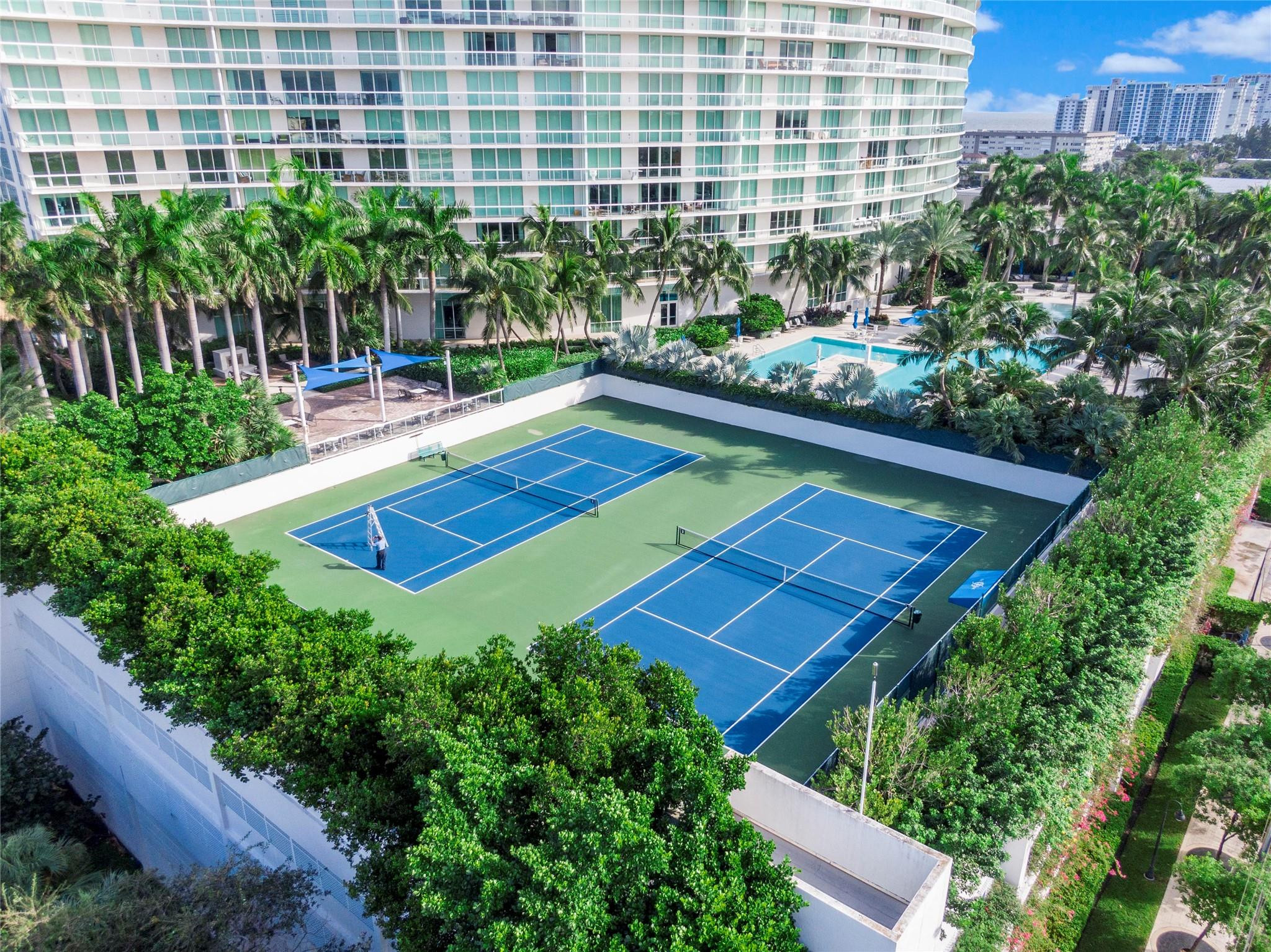 1 N Ocean Blvd 1407