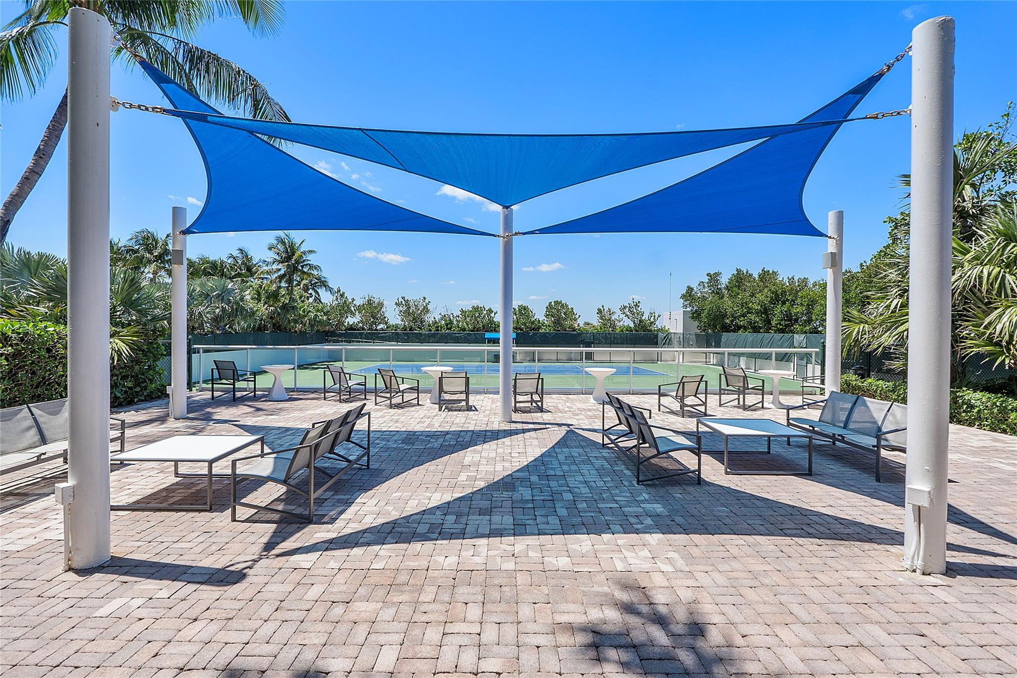 1 N Ocean Blvd 1407