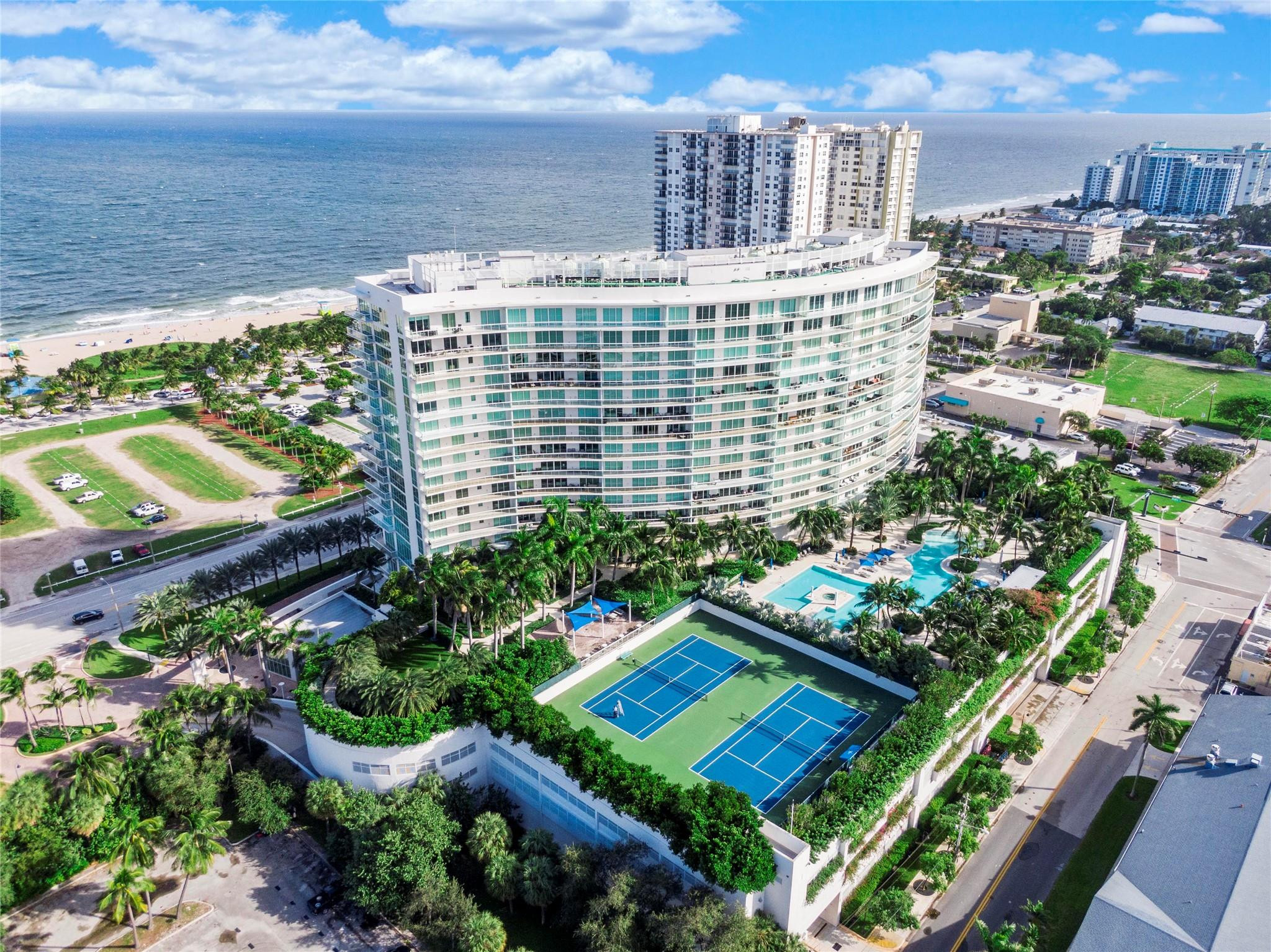 1 N Ocean Blvd 1407