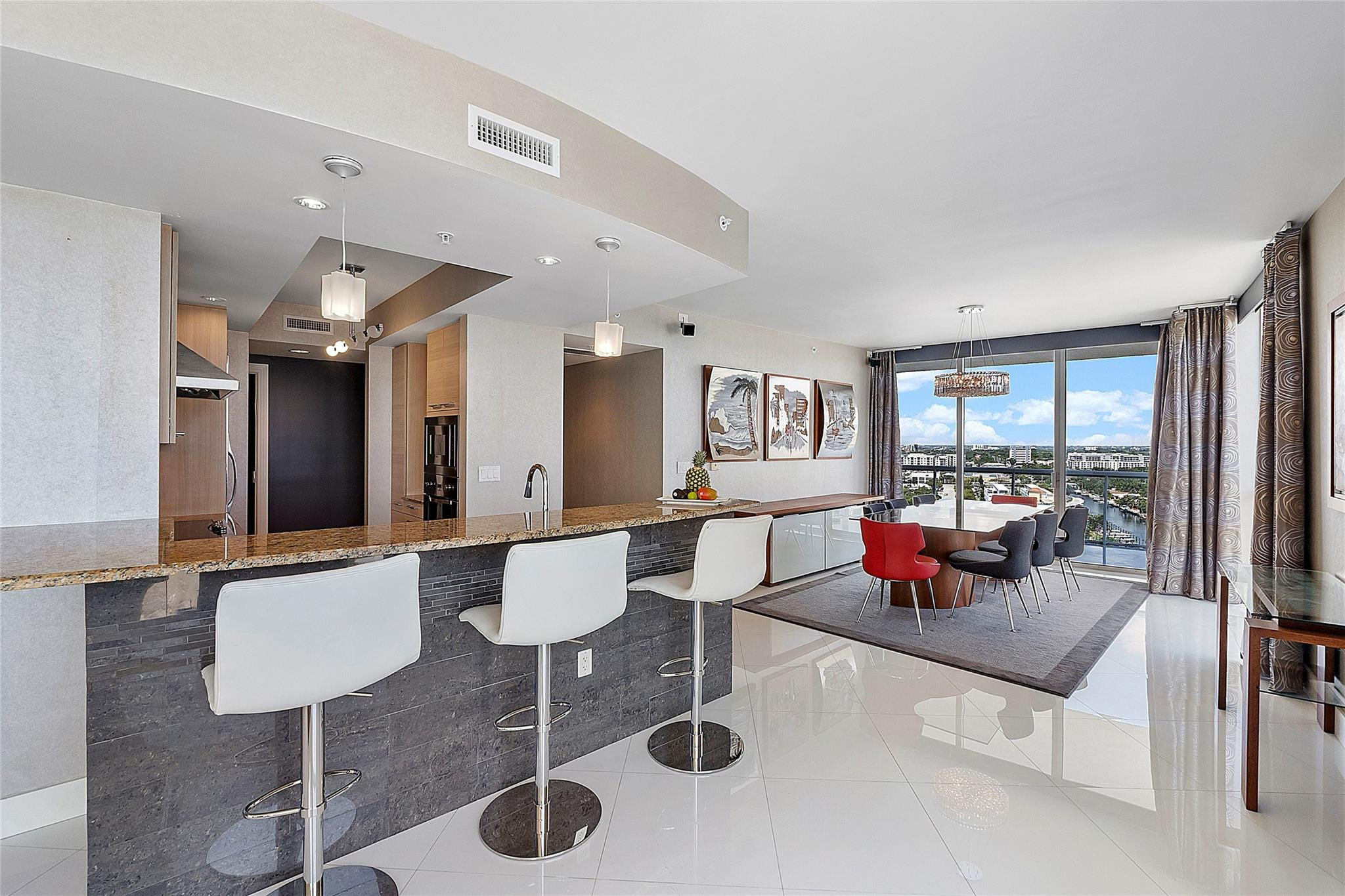 1 N Ocean Blvd 1407