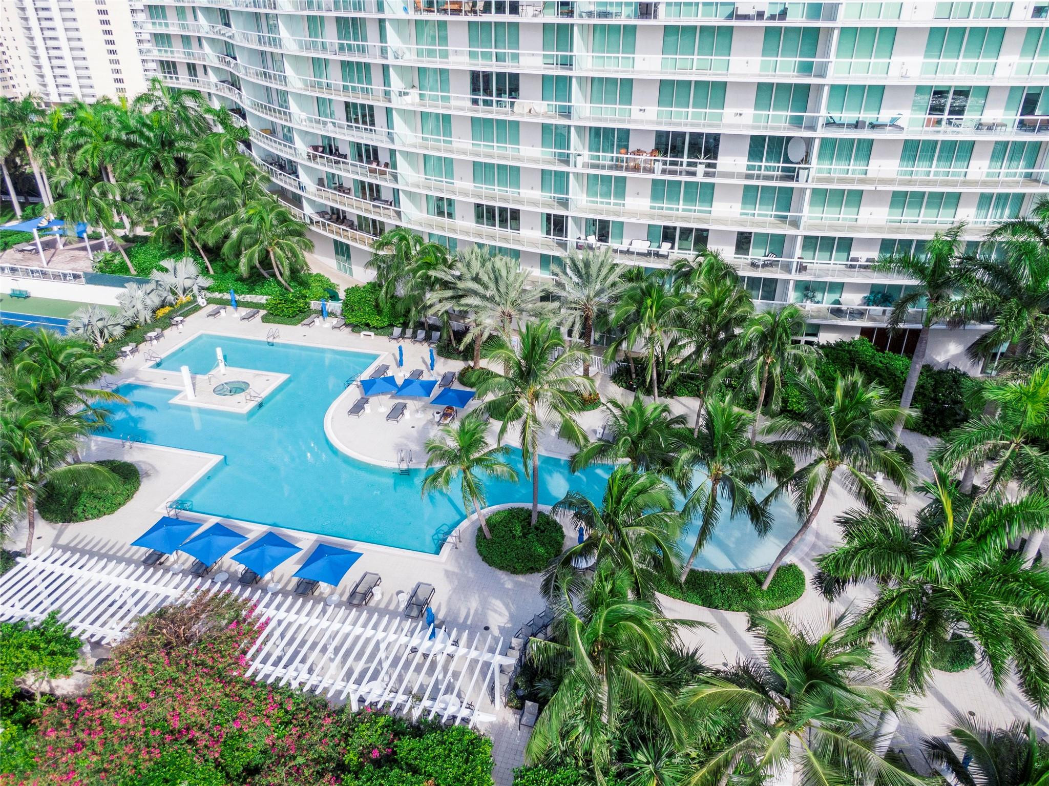 1 N Ocean Blvd 1407