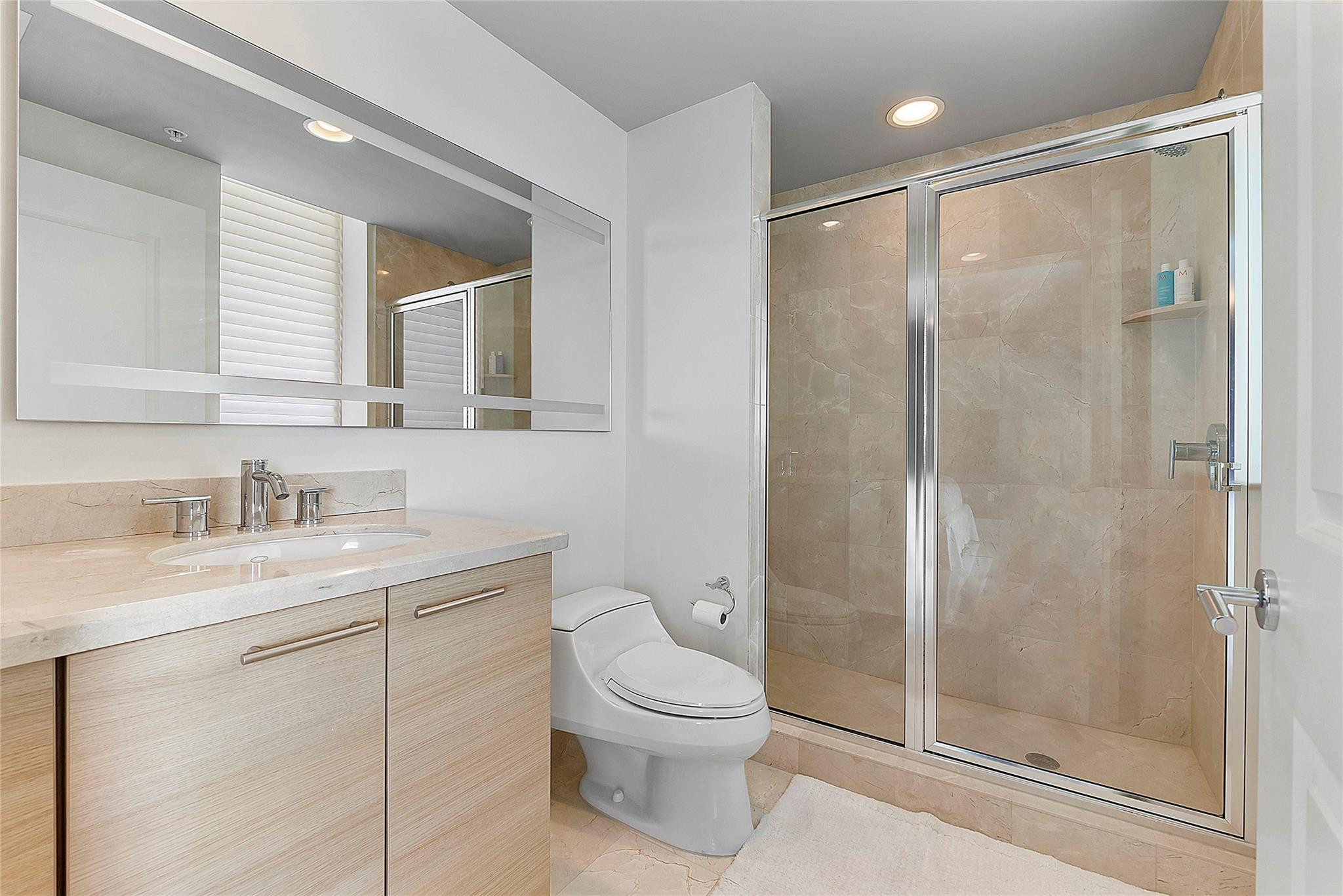 1 N Ocean Blvd 1407