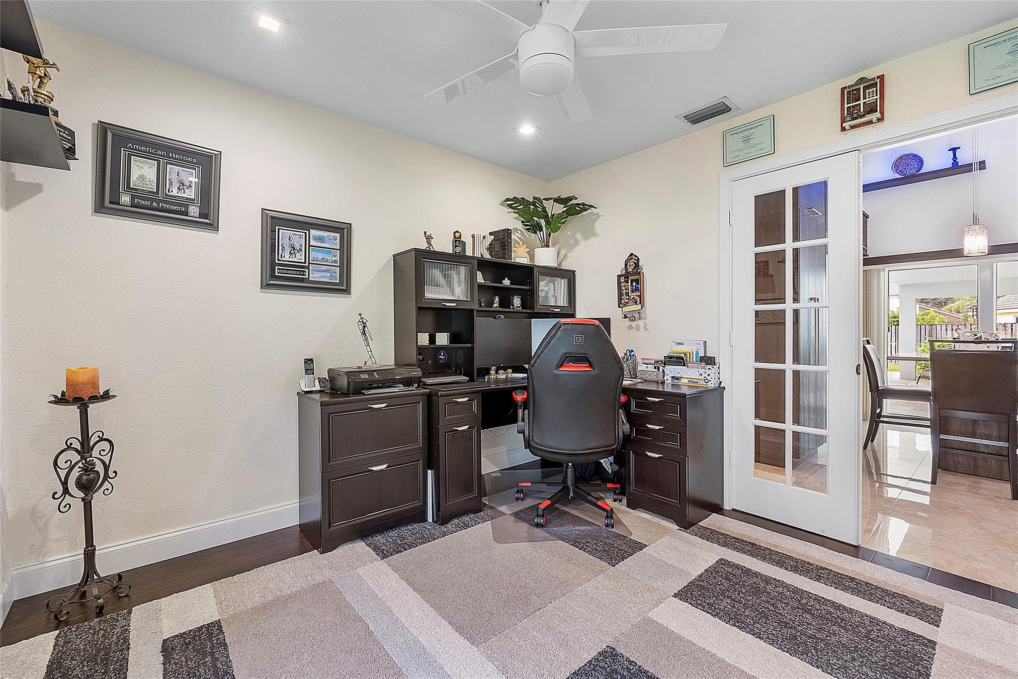 9760 NW 51st St