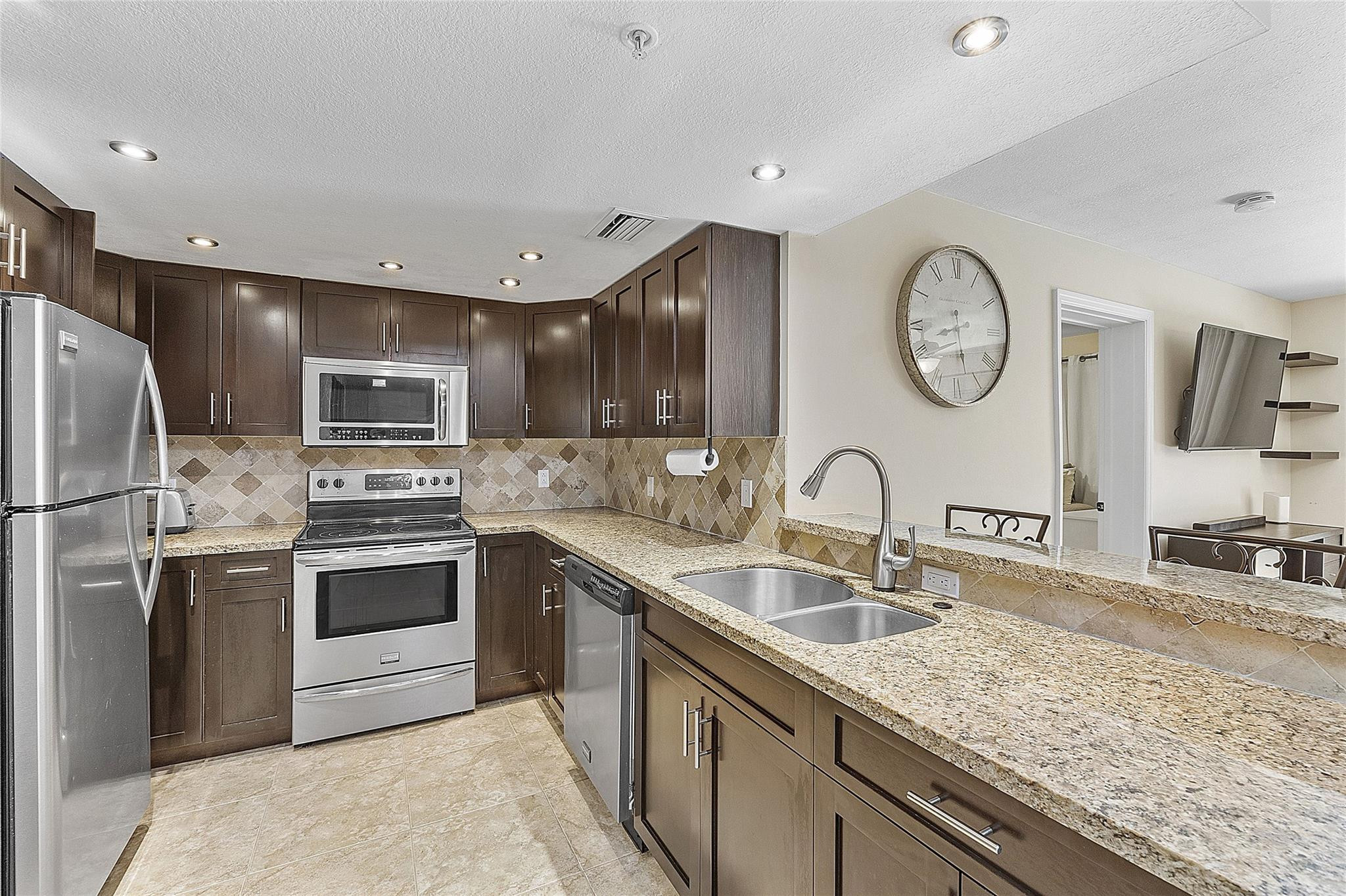 2009 SE 10th Ave 301