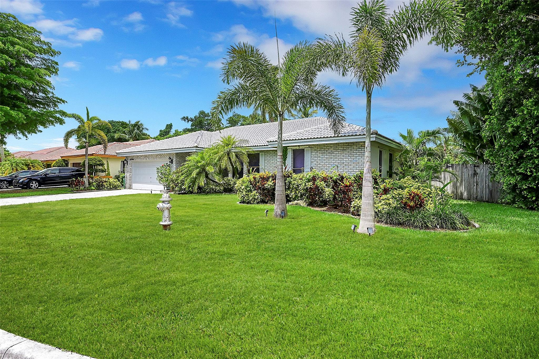 4990 NW 59th Way