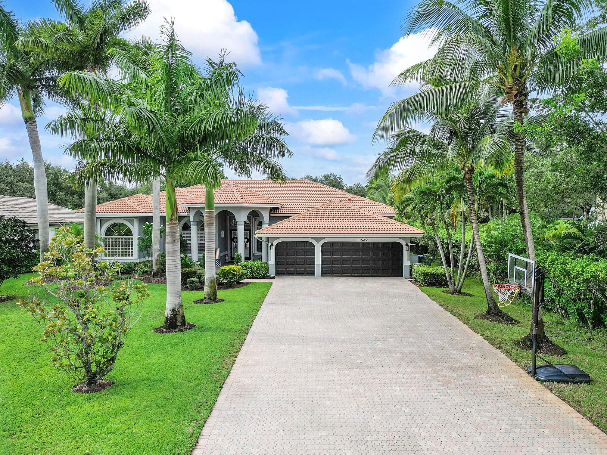 11949 NW 11th Ct