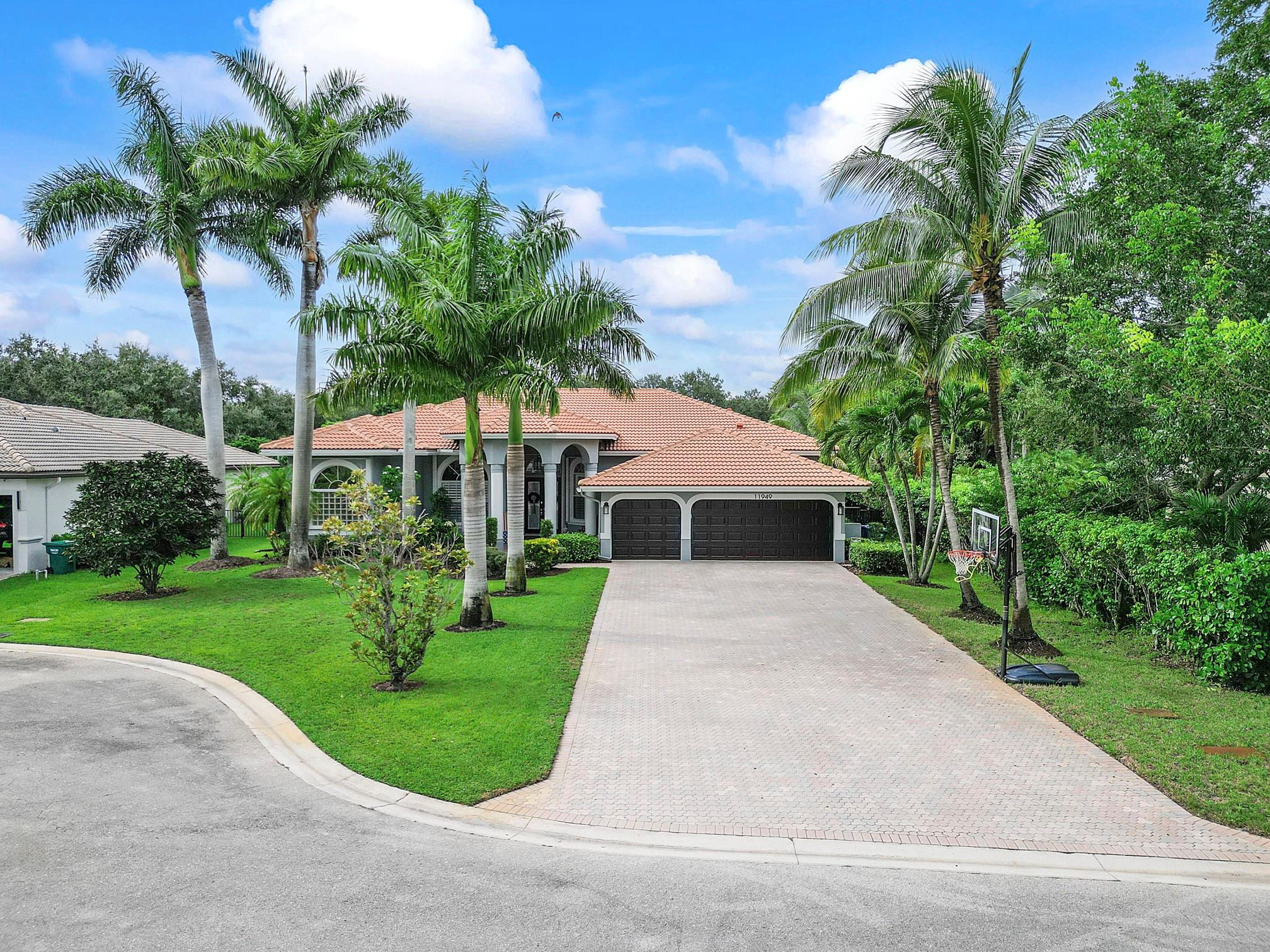 11949 NW 11th Ct