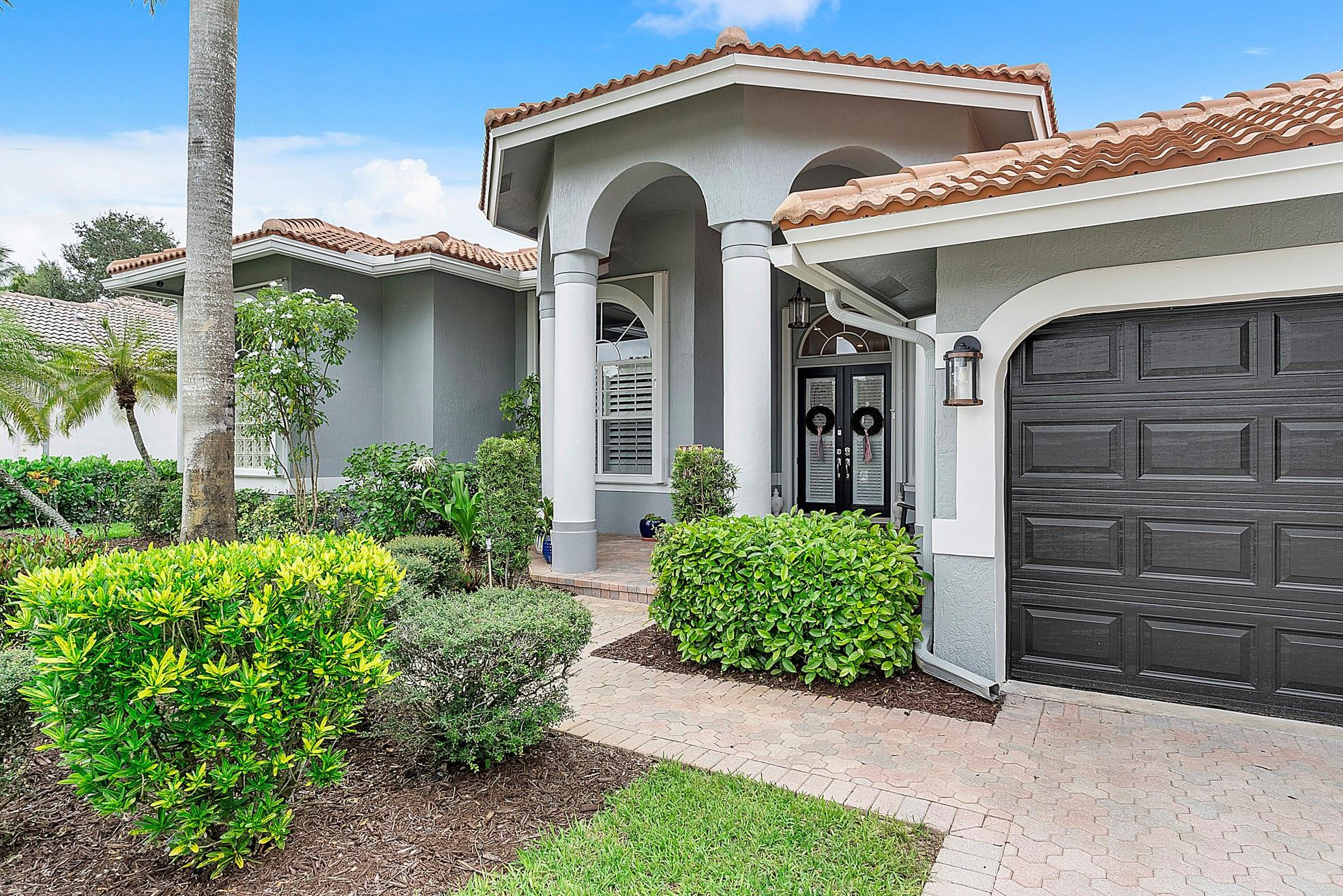11949 NW 11th Ct
