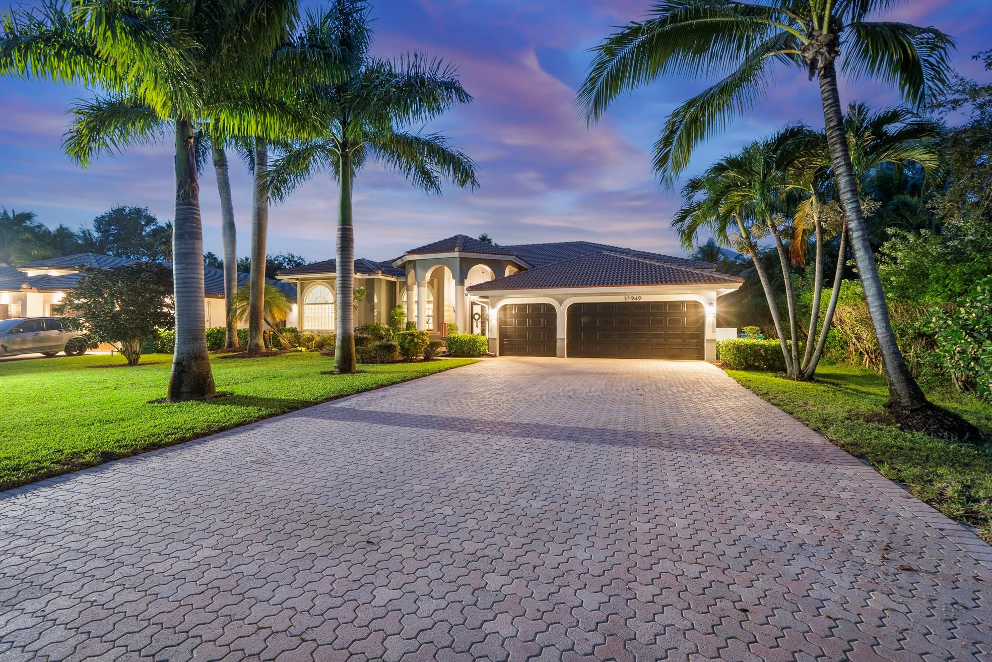 11949 NW 11th Ct