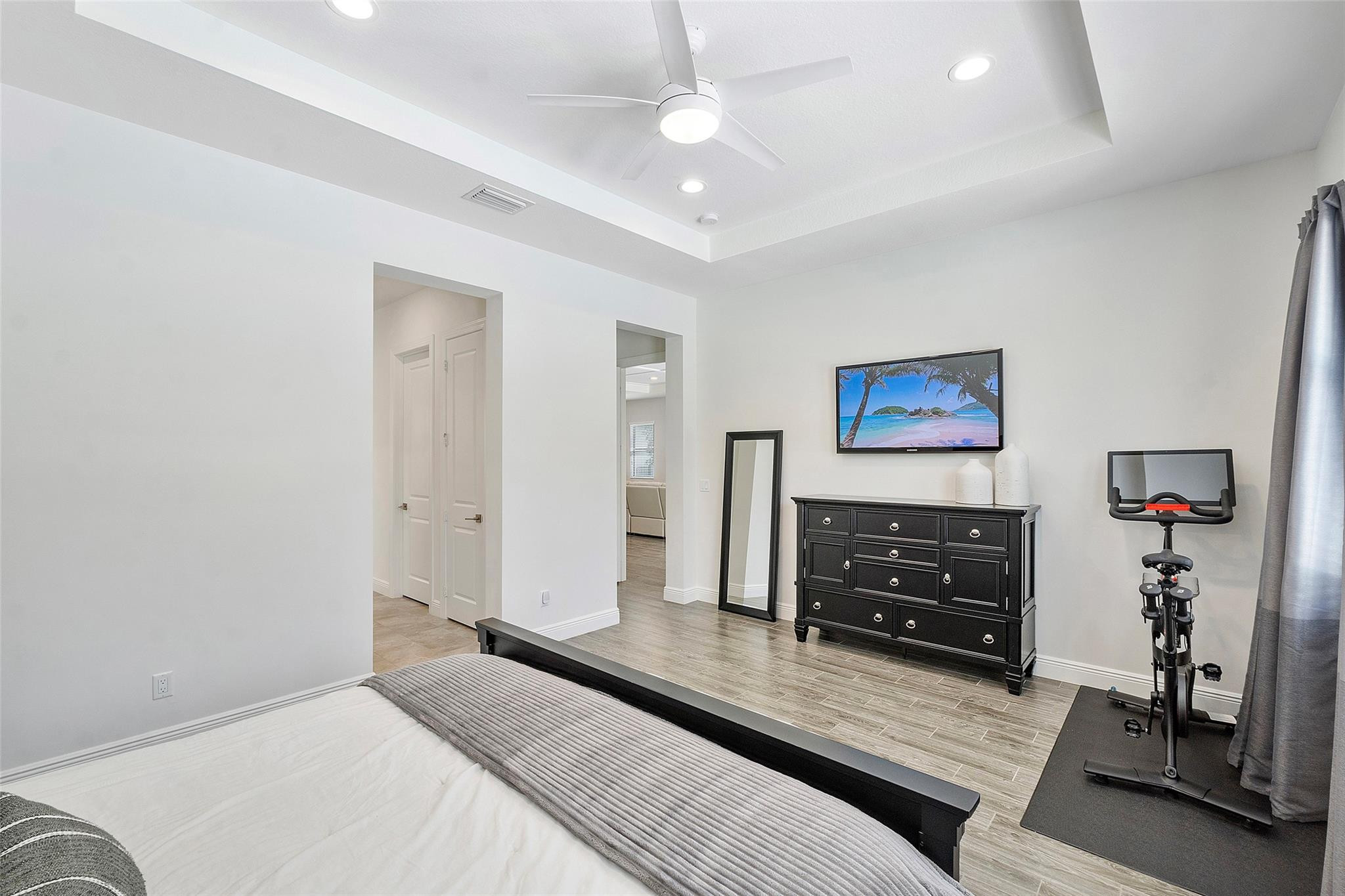 11740 Waterway Cir