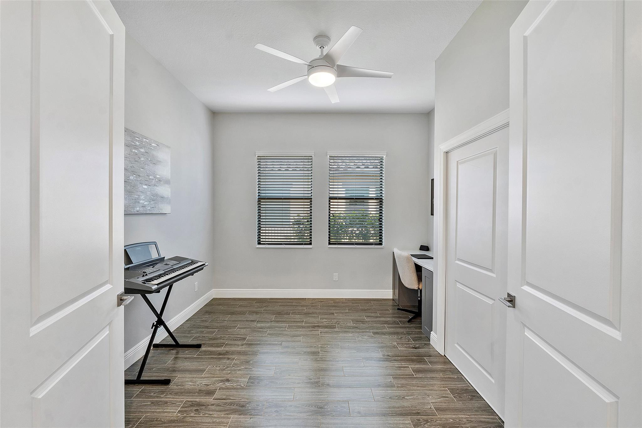 11740 Waterway Cir