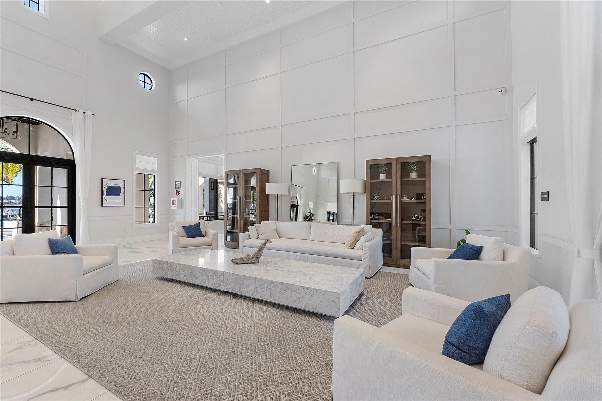 11740 Waterway Cir