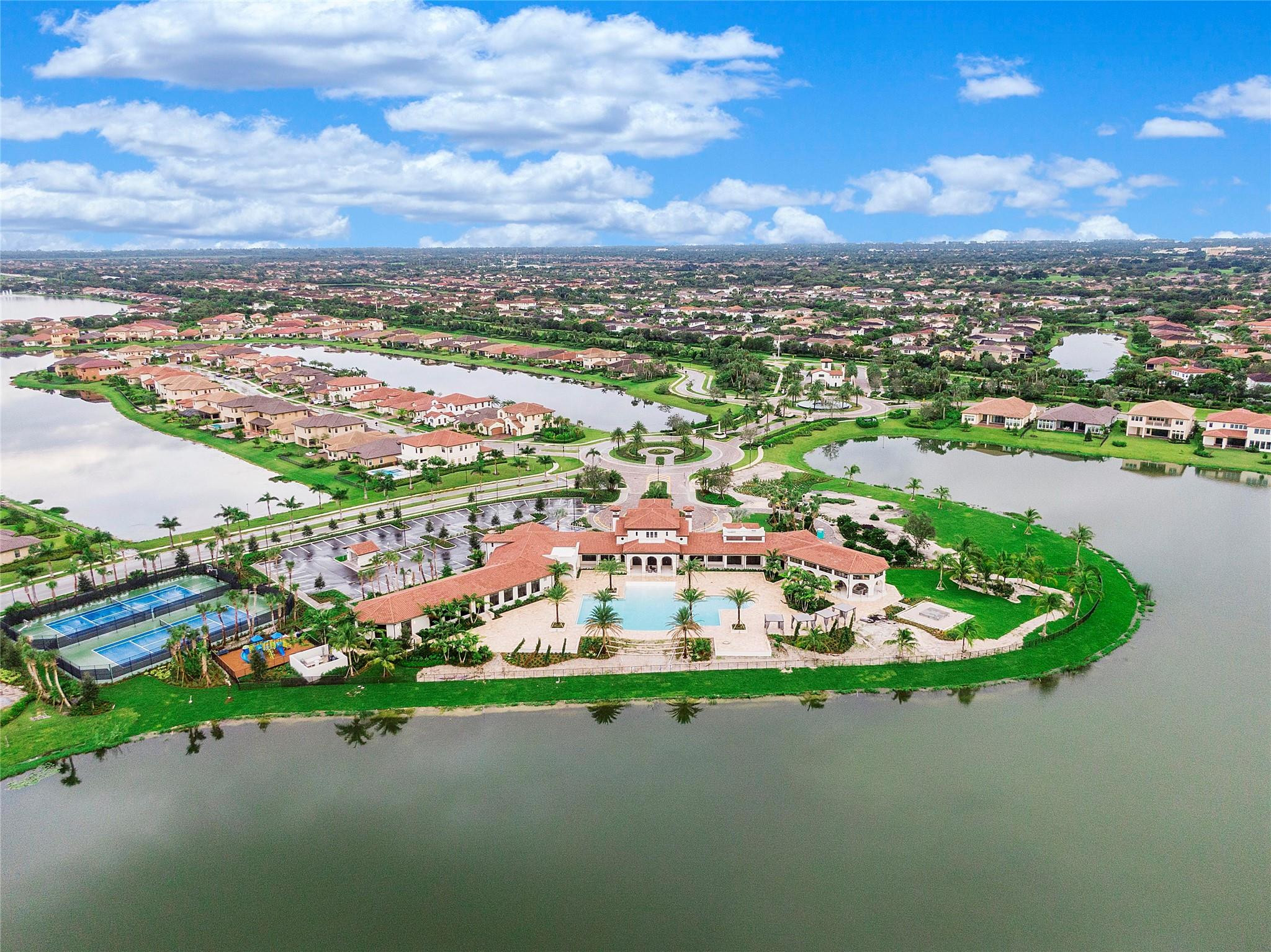 11740 Waterway Cir