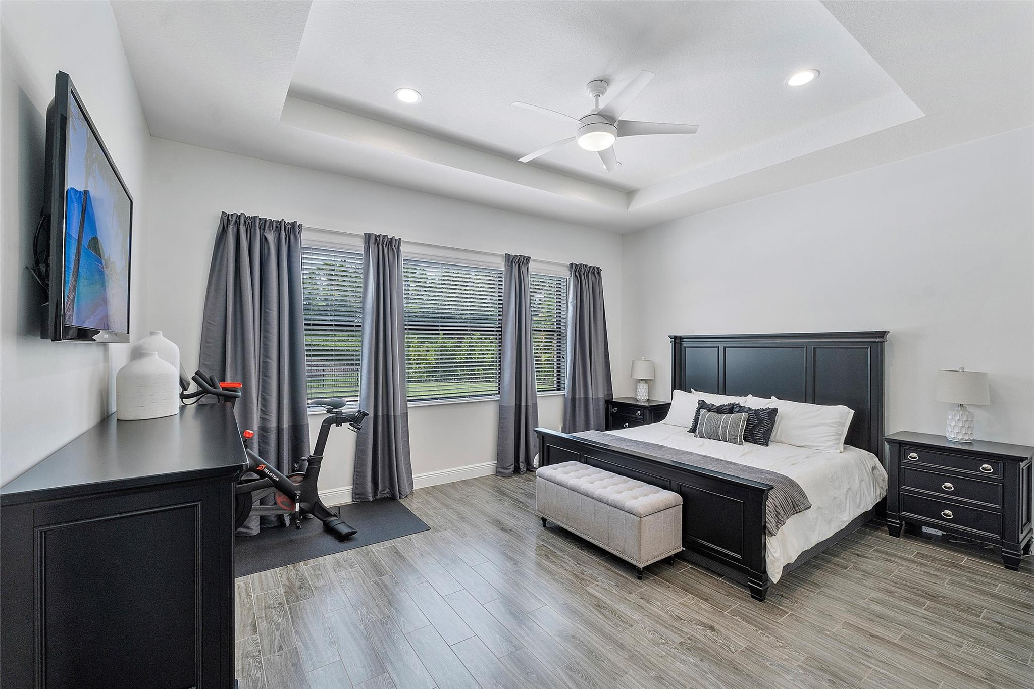 11740 Waterway Cir