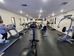 2761 N Pine Island Rd 204
