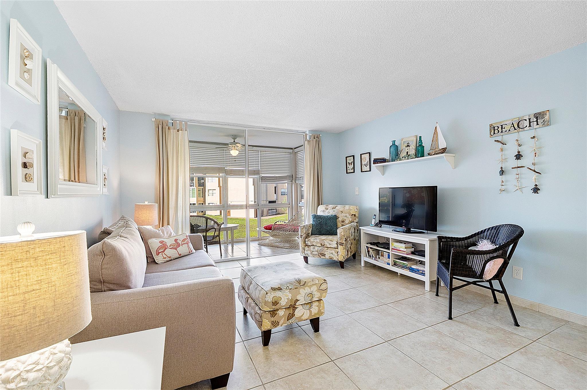 2761 N Pine Island Rd 204