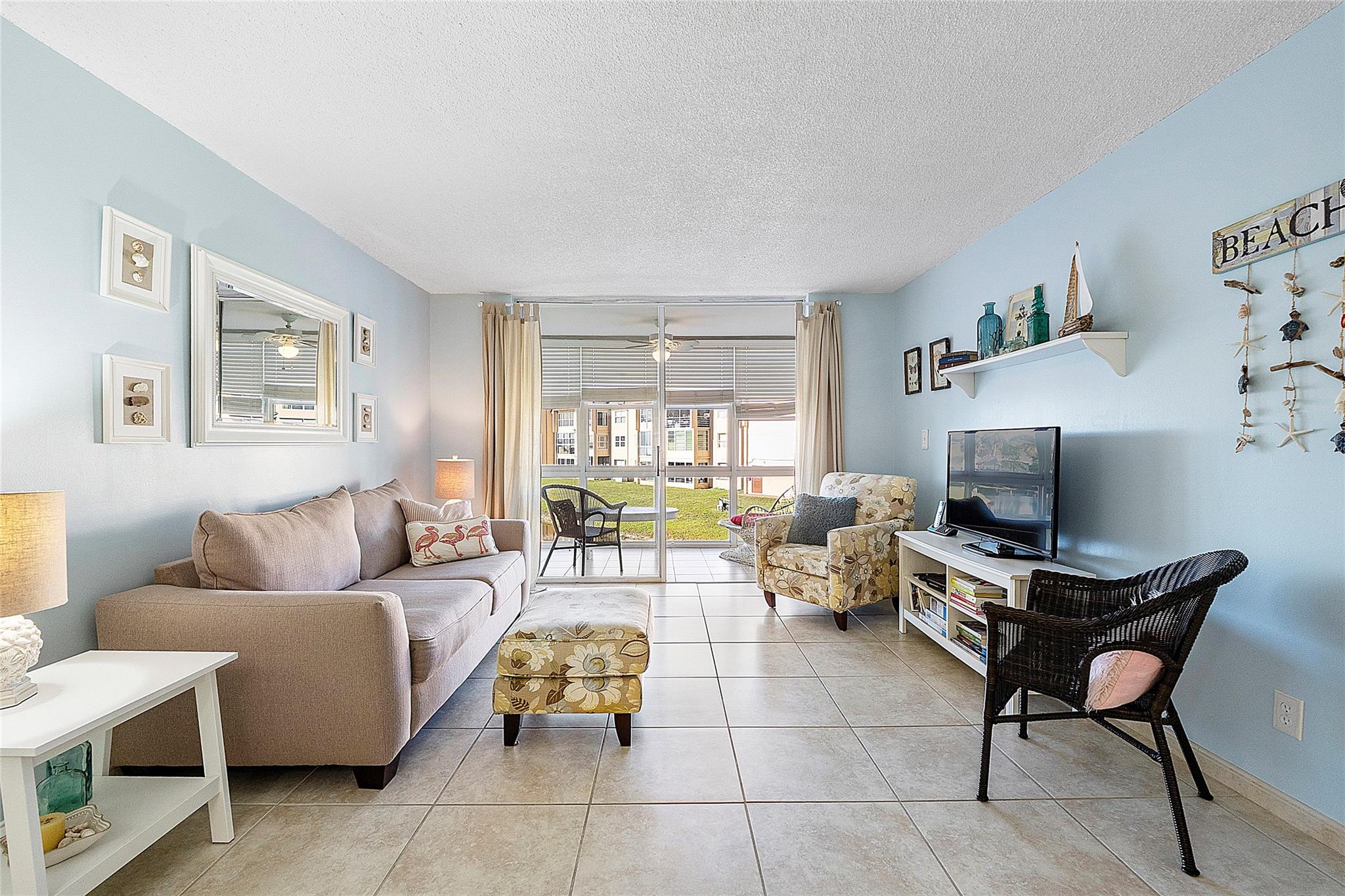 2761 N Pine Island Rd 204
