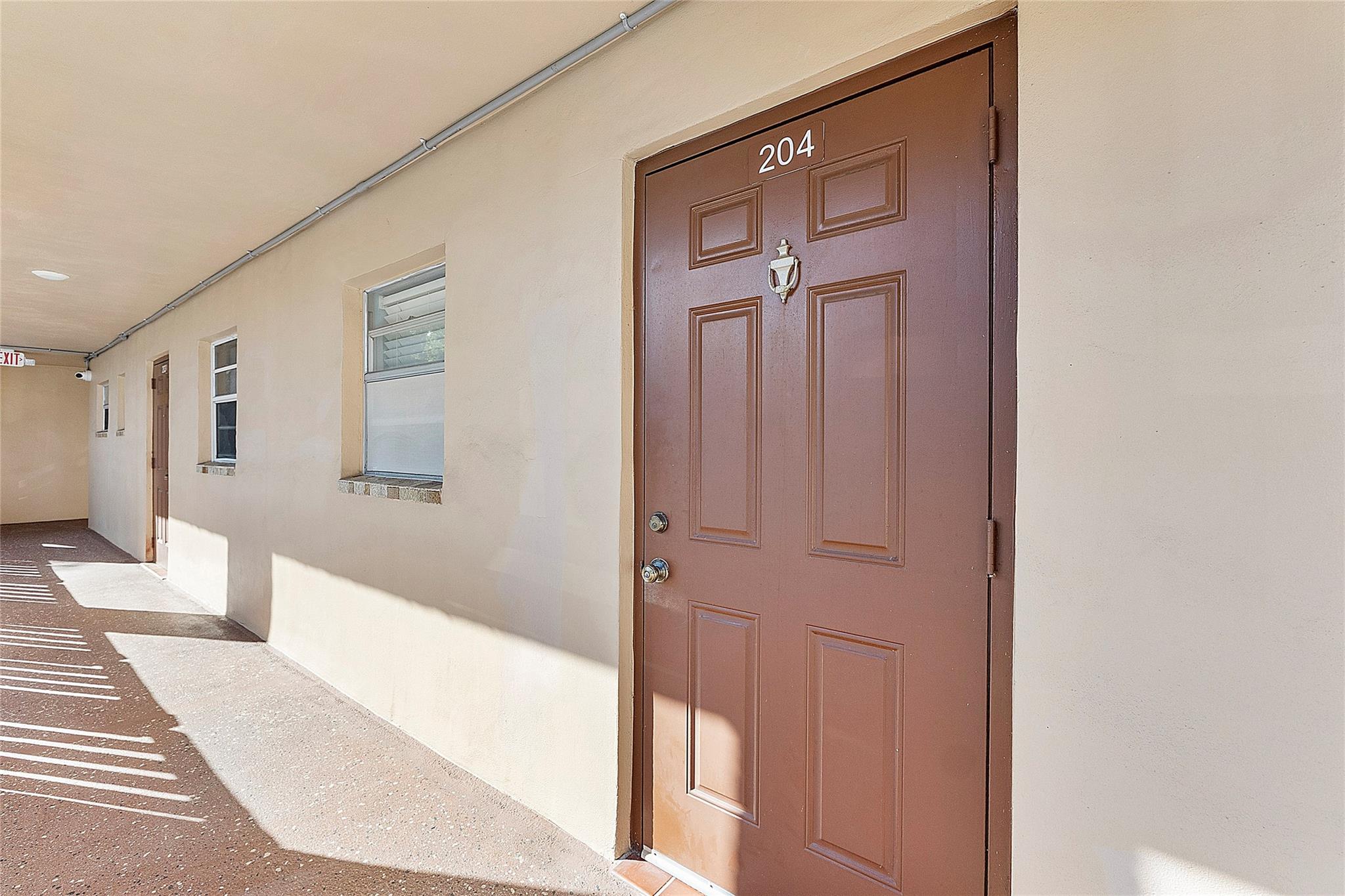 2761 N Pine Island Rd 204