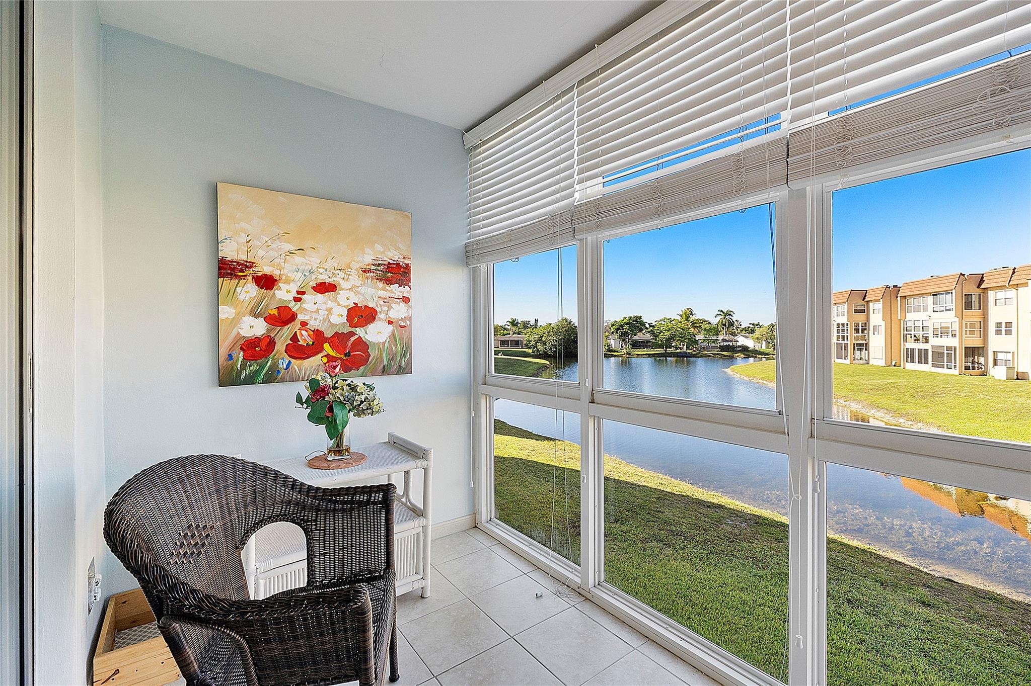2761 N Pine Island Rd 204