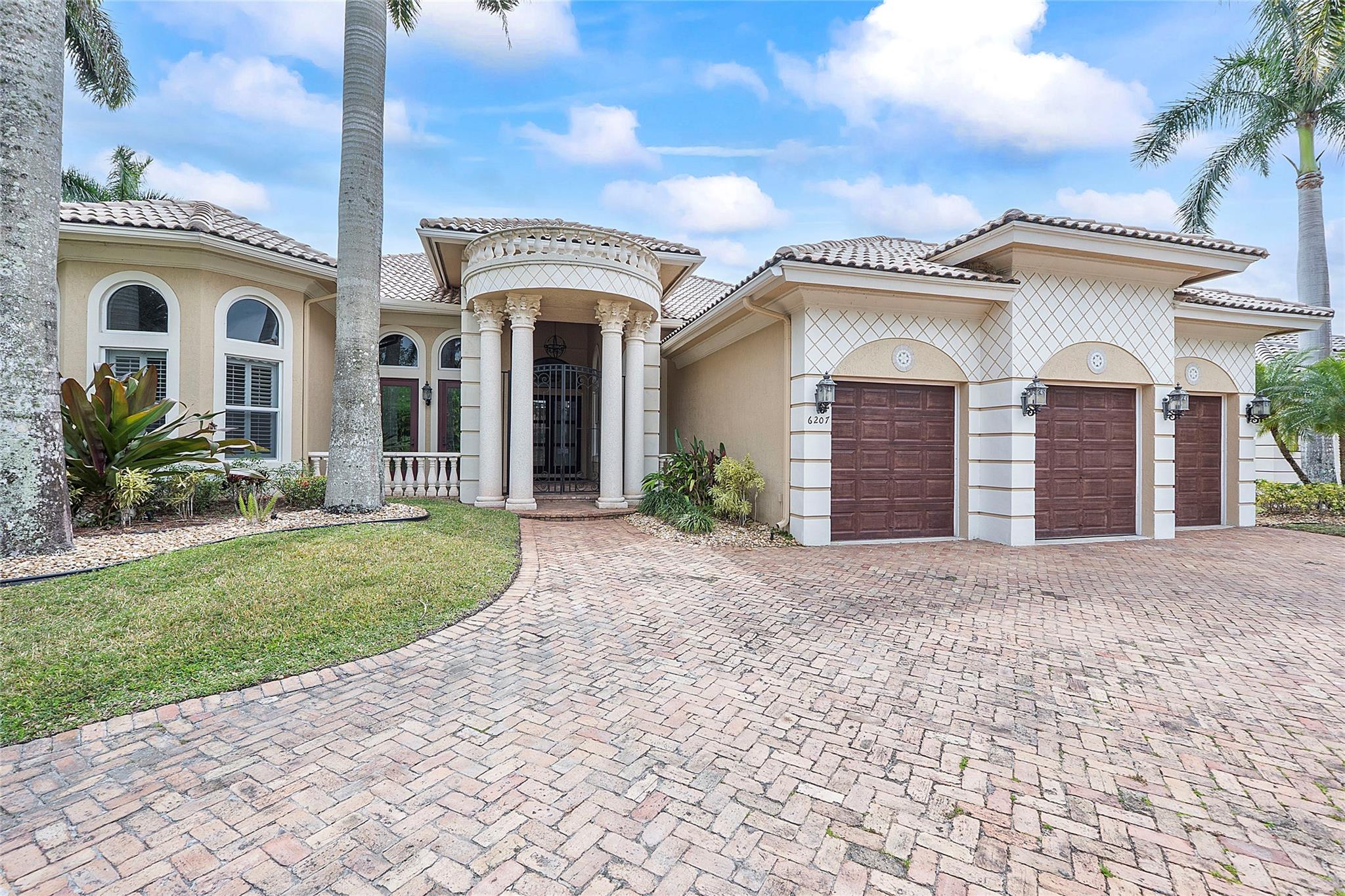 6207 NW 120th Dr