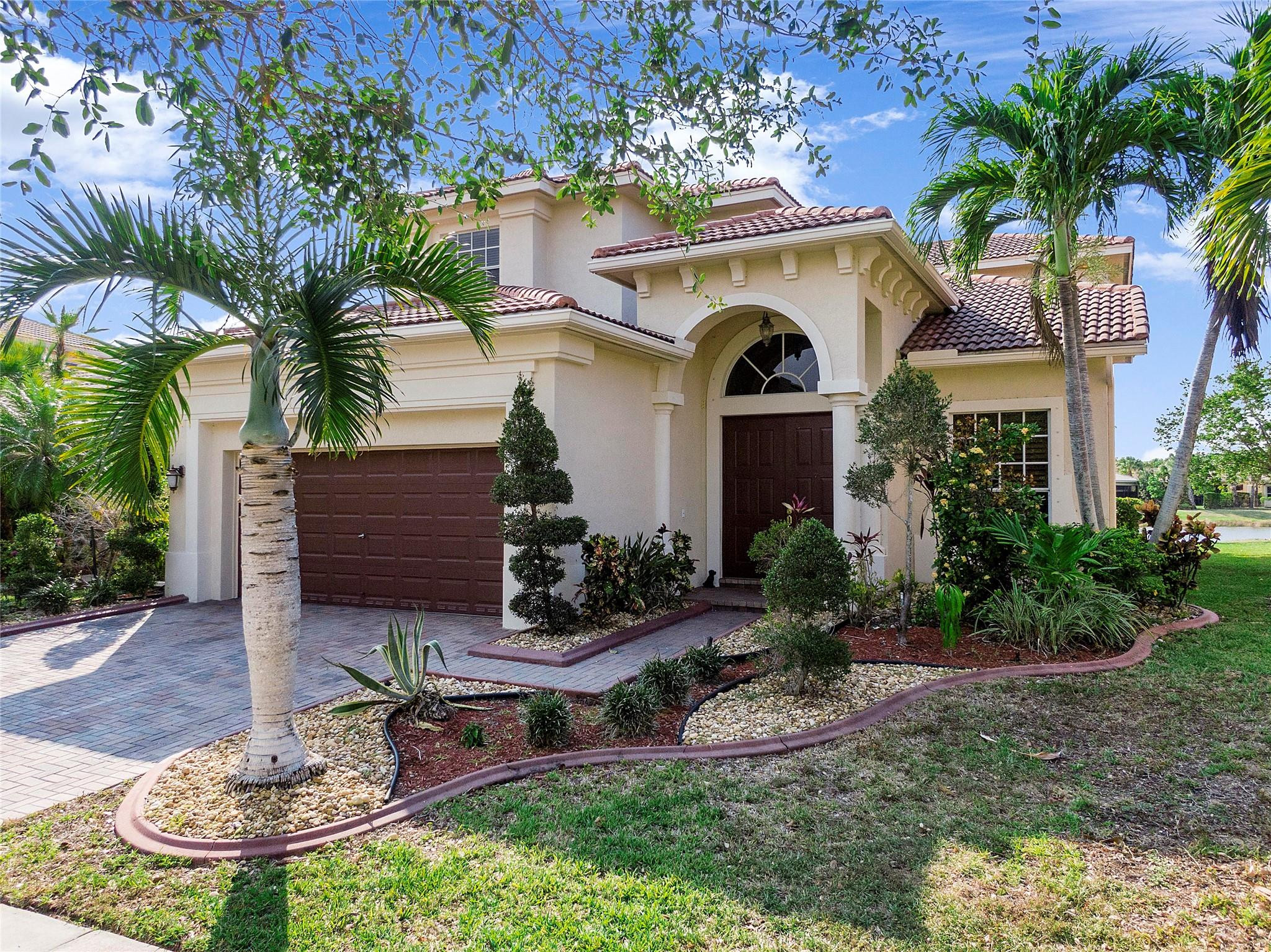 12319 NW 77th Mnr